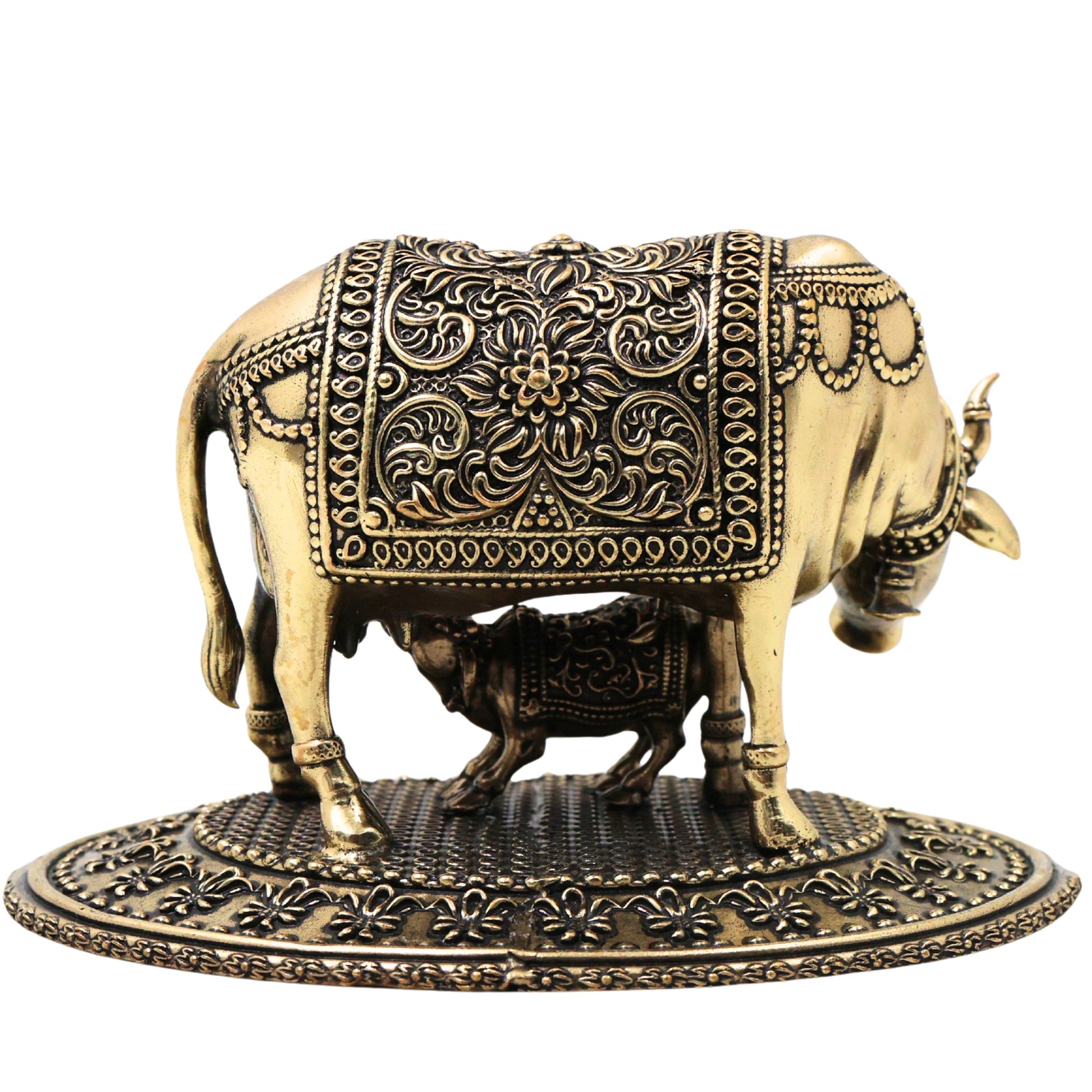 Brass Kamdhenu Gomata Idol with Calf for Pooja, Vastu & Home Decor, Handcrafted Traditional Murti, Gold, 3.5 Inch, 1 Piece