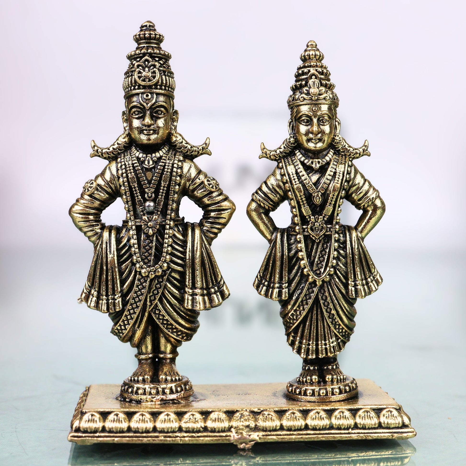 Brass Vittal Rukmini Idol Panduranga Vithoba Handcrafted Chola Murti for Pooja Home Decor Gifting, Gold, 3 Inch, 1 Piece