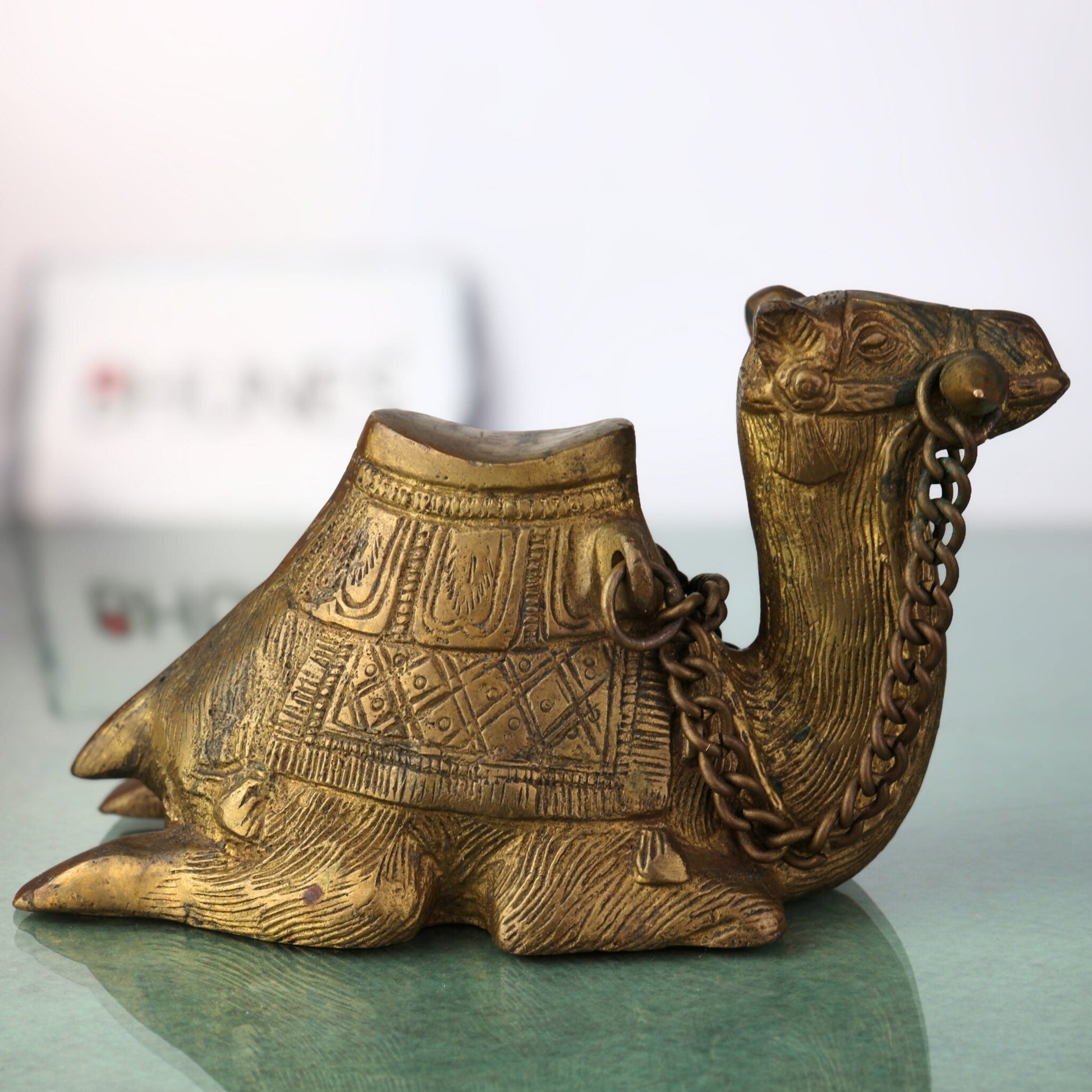 Handcrafted Brass Camel Showpiece | Peetal Pital Pittal Ashtadhatu Ustra Oont Idol | Traditional Vastu Feng Shui Animal Figurine for Home Decor & Gifting,Gold, 4 Inch, 1 Piece