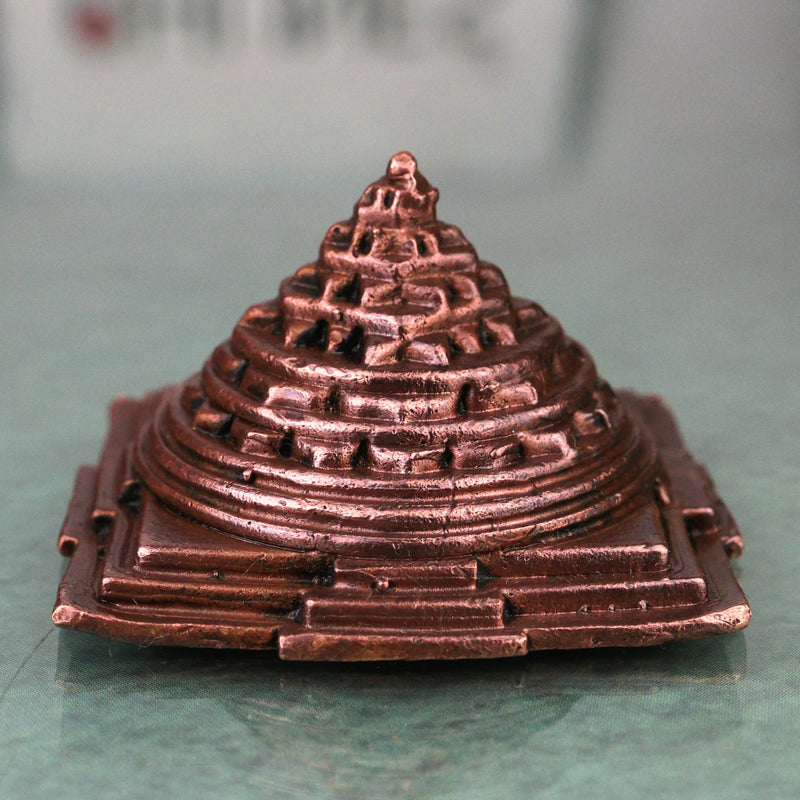 Handcrafted Copper Sree Yantra Sri Meru Shri Chakram for Vastu Pooja Meditation Wealth Prosperity Decor, Brown, 1 Inch, 1 Piece