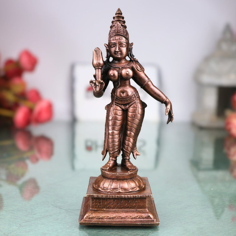 Copper Sree Devi Idol Handcrafted Traditional Mahalakshmi Murti for Pooja Home Decor & Gifting, Brown, 5.5 Inch, 1 Piece