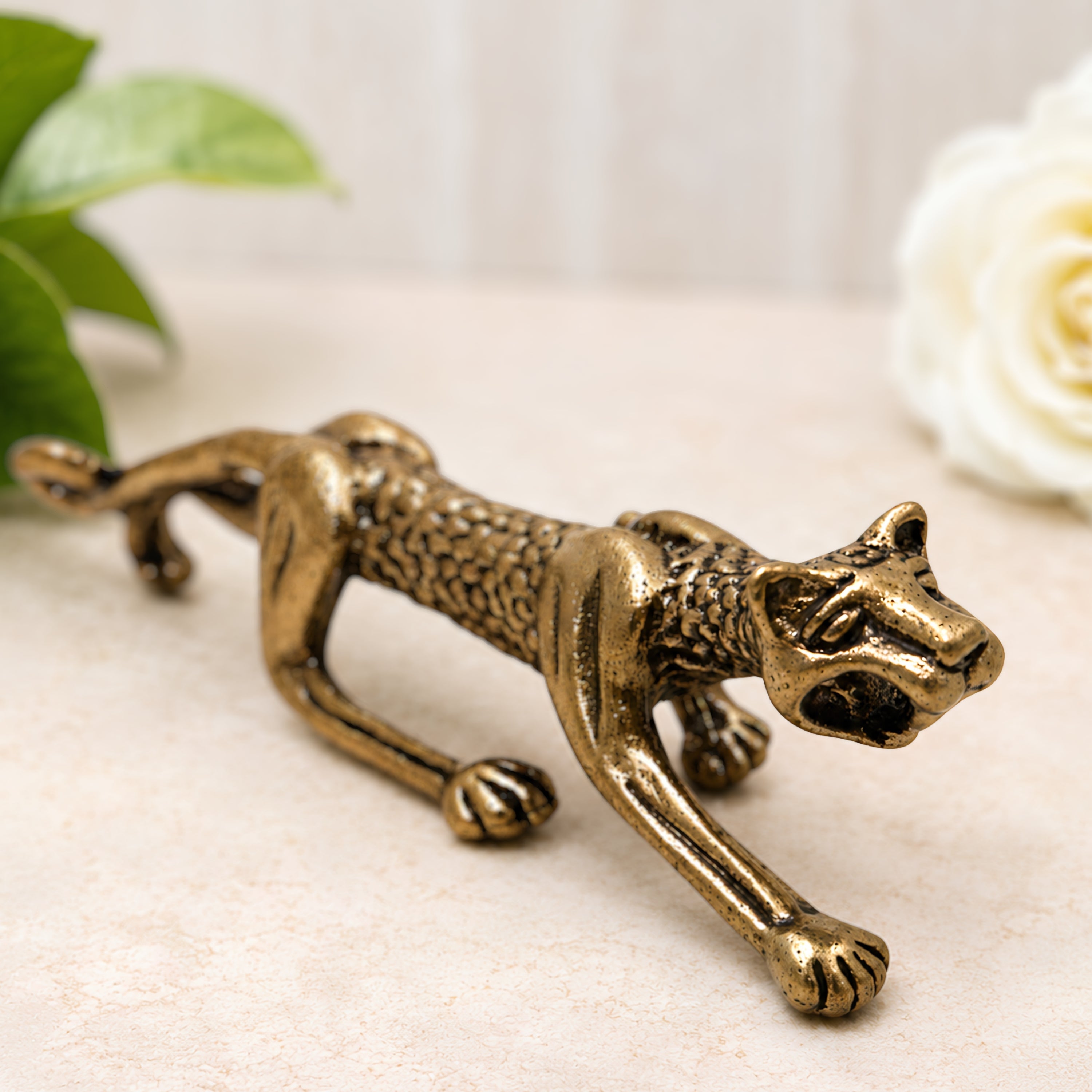 Brass Leopard Panther Table Decorative Handcrafted Wildlife Sculpture for Vastu Home Decor Gifting, Gold, 1 Inch, 1 Piece