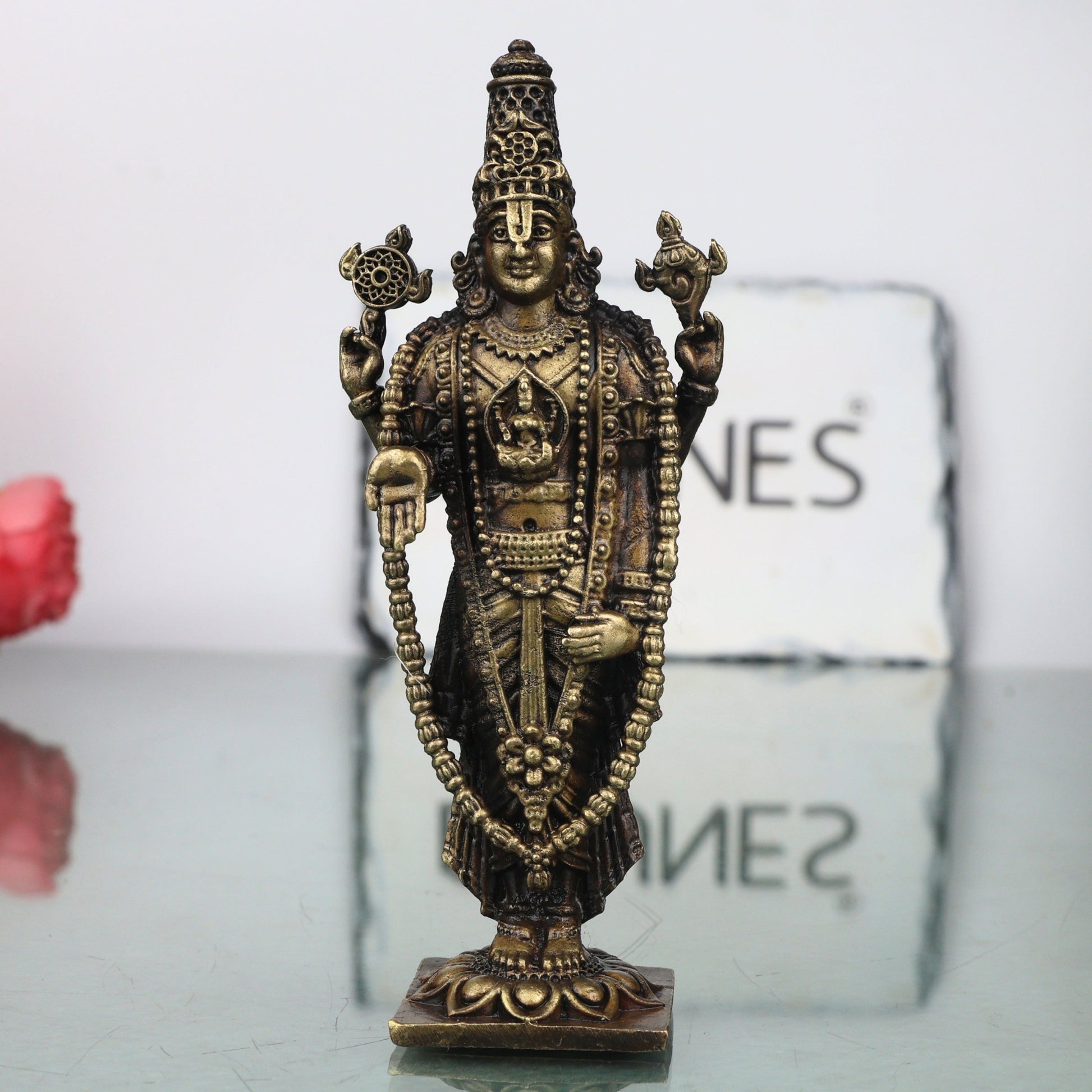 Handcrafted Brass Venkateshwara Idol, Tirupati Balaji Srinivasa Murti for Pooja, Home Decor & Spiritual Gifting, Gold, 3 Inch, 1 Piece