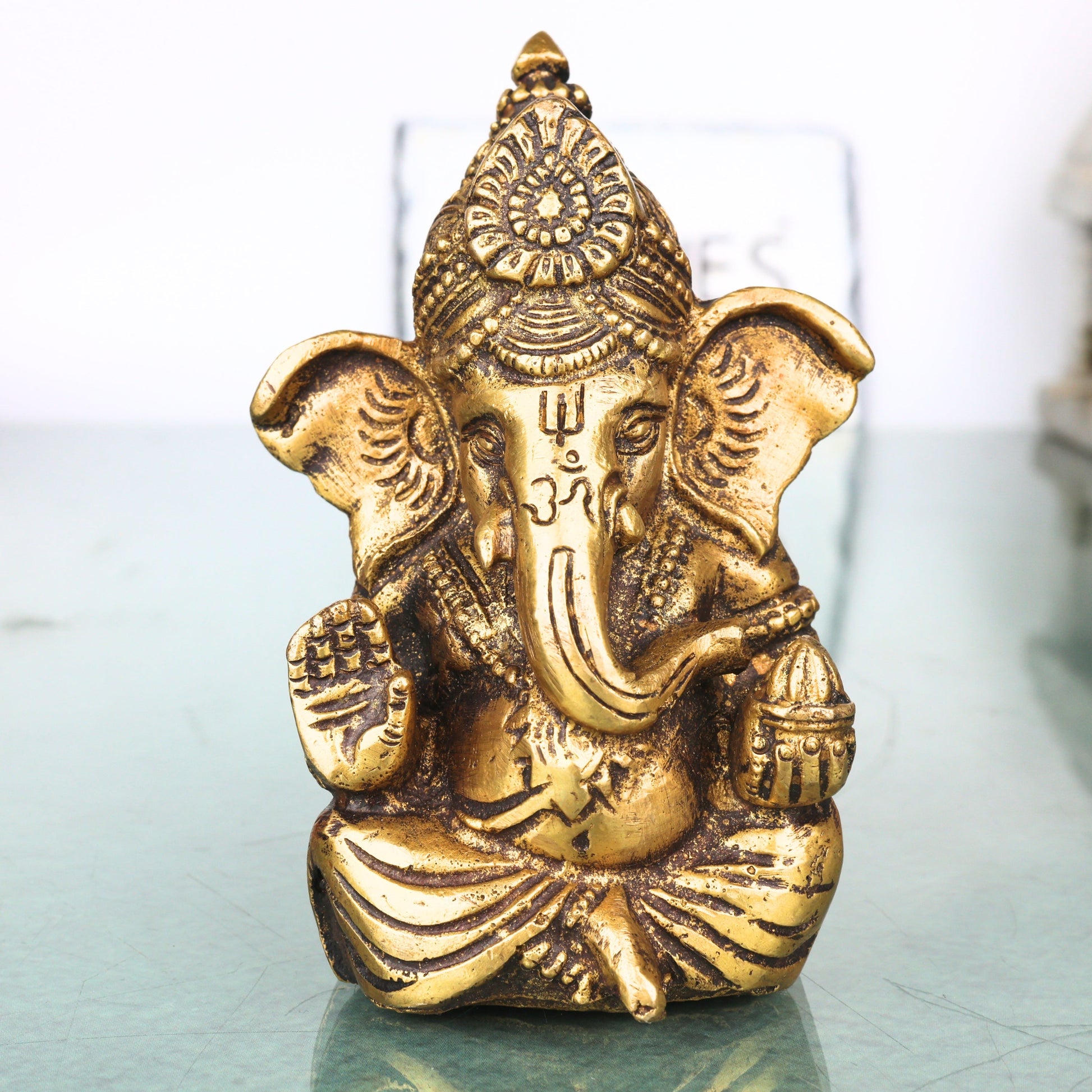 Brass Ganapati Idol Handcrafted Traditional Chola Style Vinayaka Murti for Pooja Home Decor & Gifting, Gold, 4 Inch, 1 Piece