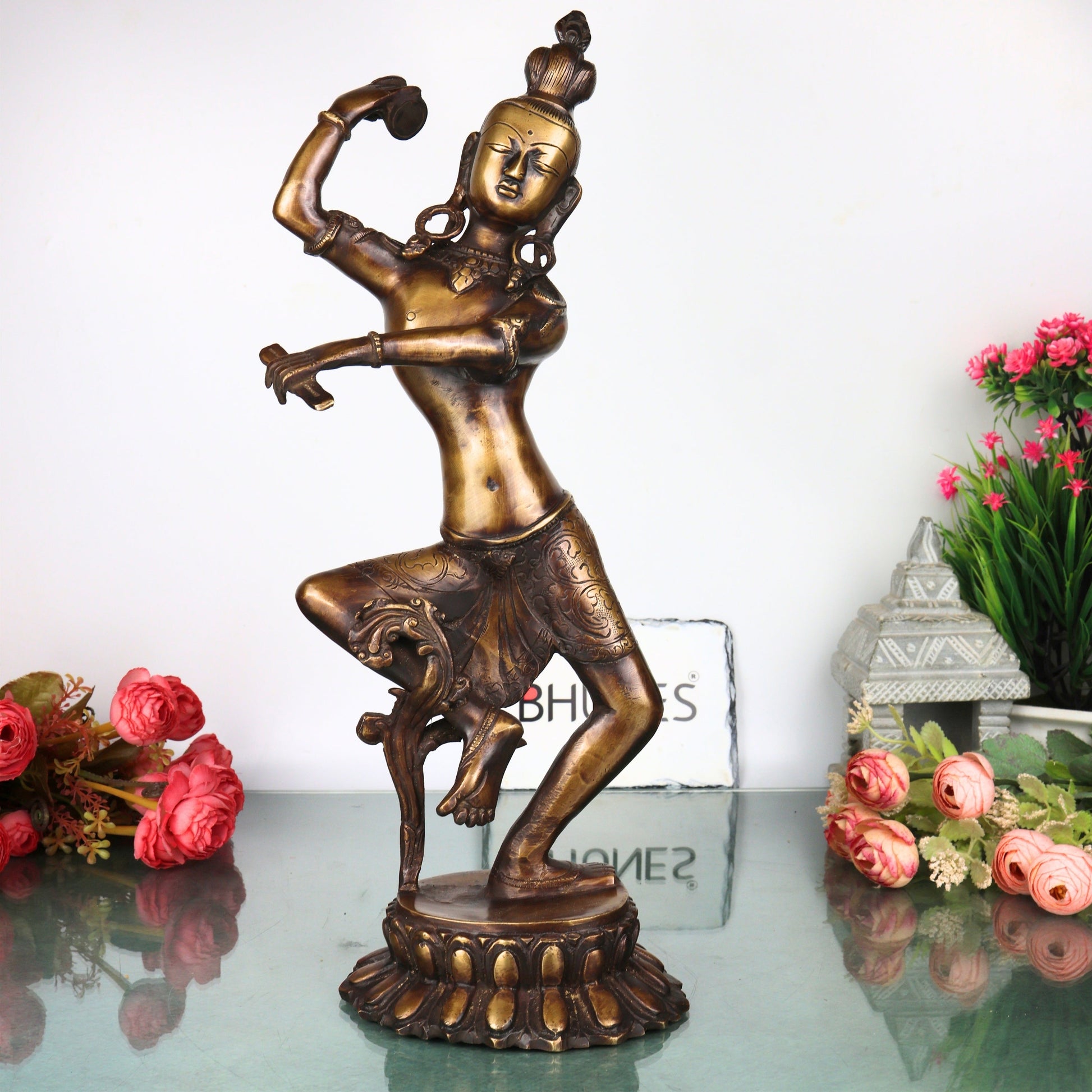 Brass Nataraja Idol Handcrafted Chola Style Dancing Shiva Murti for Pooja Home Decor & Spiritual Gifting, Gold, 17 Inch, 1 Piece