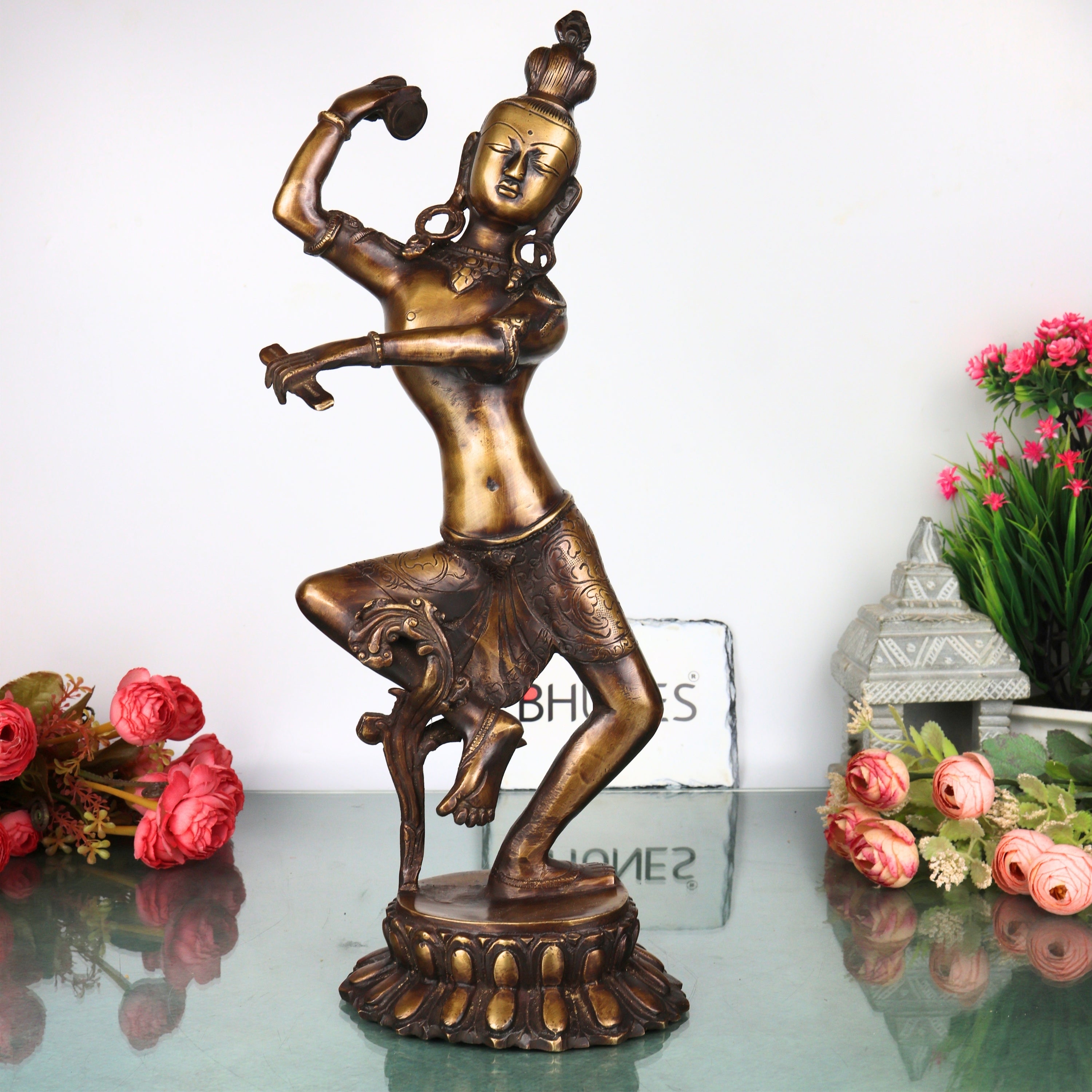 Brass Nataraja Idol Handcrafted Chola Style Dancing Shiva Murti for Pooja Home Decor & Spiritual Gifting, Gold, 17 Inch, 1 Piece