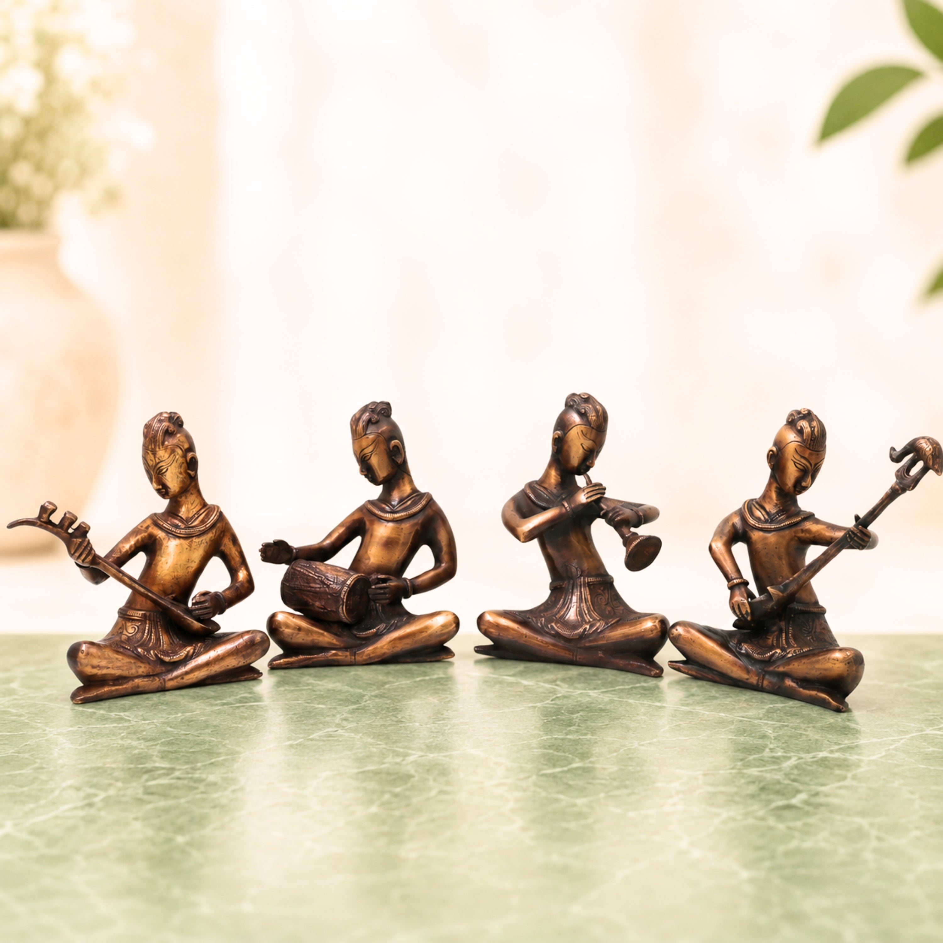Handcrafted Brass Musician Idol, Traditional Sangeetkar Murti, Chola Art Sculpture for Home Decor & Gifting, Gold, 6.5 Inch, 1 Piece
