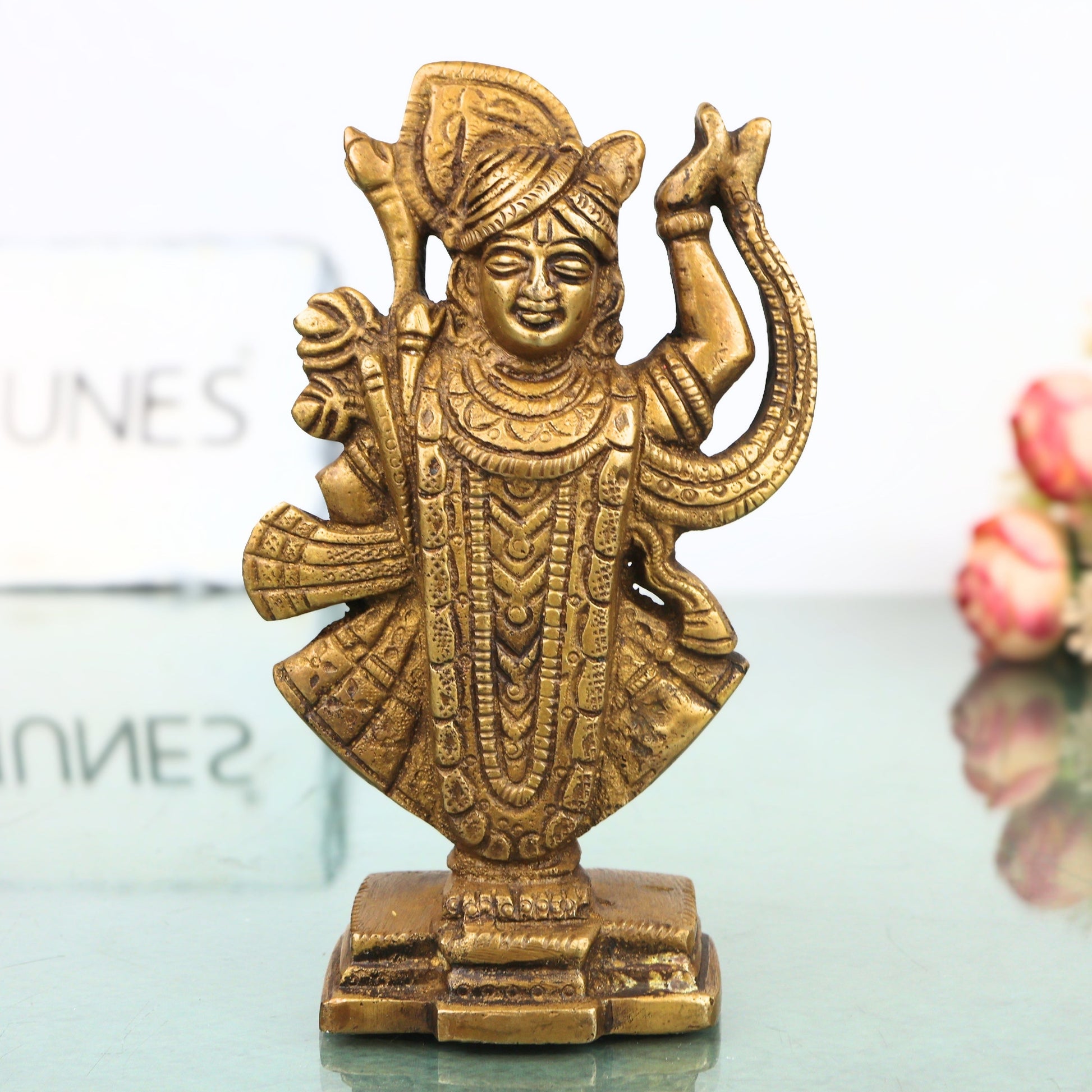 Brass Shrinathji Idol Murti Handcrafted Traditional Thakurji Govardhandhari Sculpture for Pooja Decor Gifting, Gold, 5 Inch, 1 Piece
