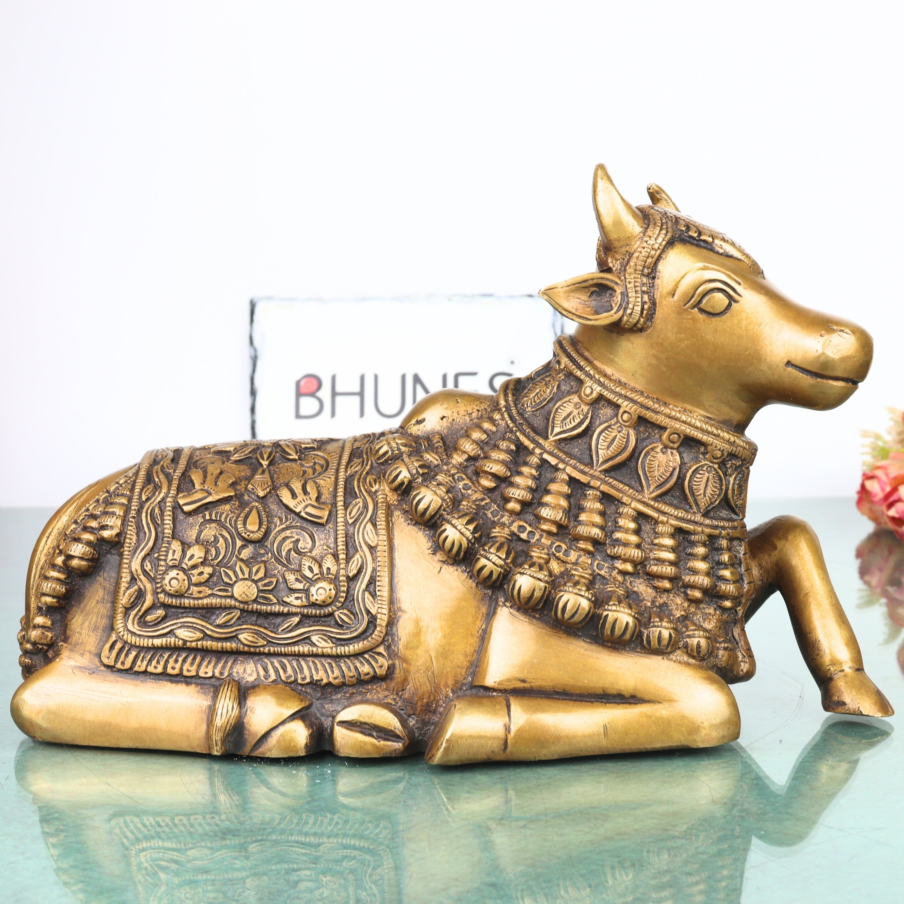 Brass Nandikeshwara Nandi Idol, Handcrafted Traditional Chola Vrishabha Murti for Pooja, Decor & Gifting, Gold, 6.5 Inch, 1 Piece