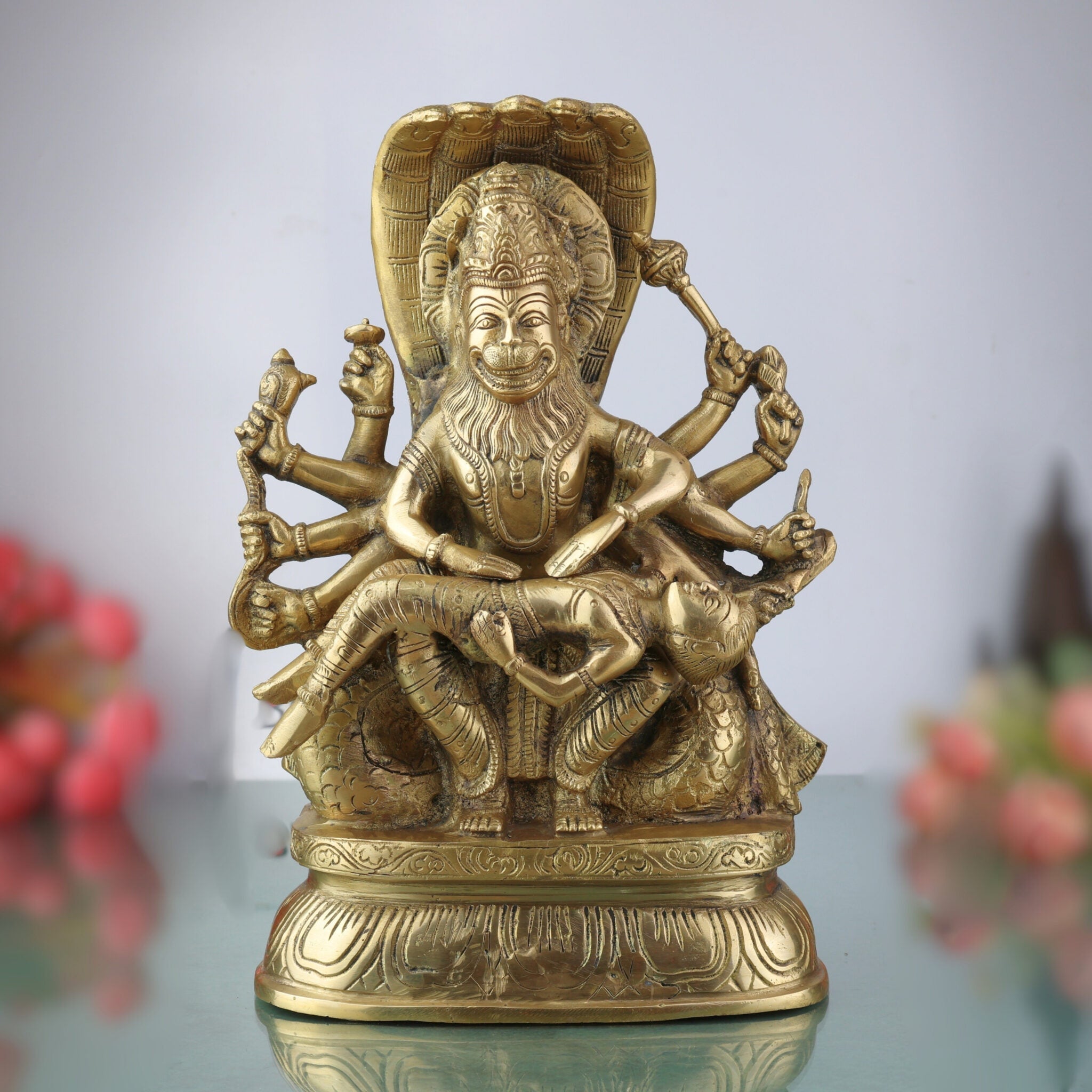 Ugra Narasimha Brass Idol Killing Hiranyakashipu, Lakshmi Narasimha Murti, Veera Narasimha Vigraha, Lord Narasimha Pooja Statue, Prahlada Protection Sculpture,Gold, 12 Inch, 1 Piece