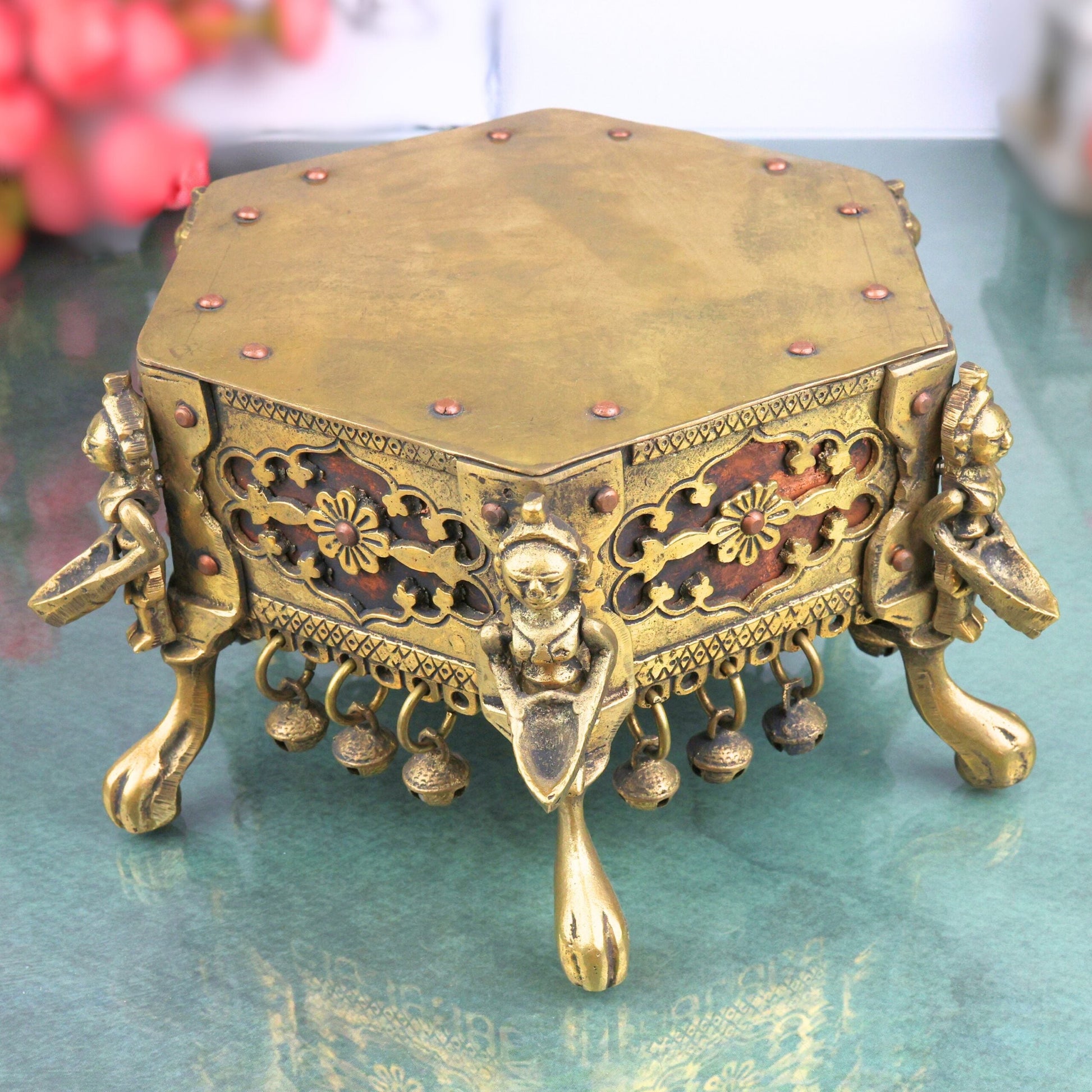 Brass Chowki Peetha, Peetal Bajot Pitala Peetha Pittal Puja Platform, Temple Devghar Chowki for Puja Mandir Home Decor,Gold, 5 Inch, 1 Piece
