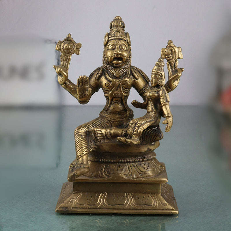 Brass Lakshmi Narasimha Swamy Idol – Yoga Narasimha, Lakshmi Nrisimha, Ugra Narasingha, Vishnu Avatar Statue for Puja, Temple & Home Decor, Gold, 6.5 Inch, 1 Piece
