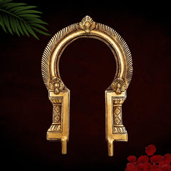 Handcrafted Brass Prabhavali Aura Frame for Deity Idol, Prabhamandala Tiruvasi Thiruvachi Makara Torana Kirtimukha Arch | Traditional Temple Backplate for Home Mandir & Pooja Decor, Gold, 7 Inch, 1 Piece