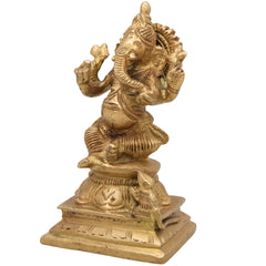 Handcrafted Brass Ganesha Idol | Vinayaka Ganpati Murti | Ekadanta Vighnaharta Statue for Pooja, Home Decor & Gift,Gold, 5 Inch, 1 Piece