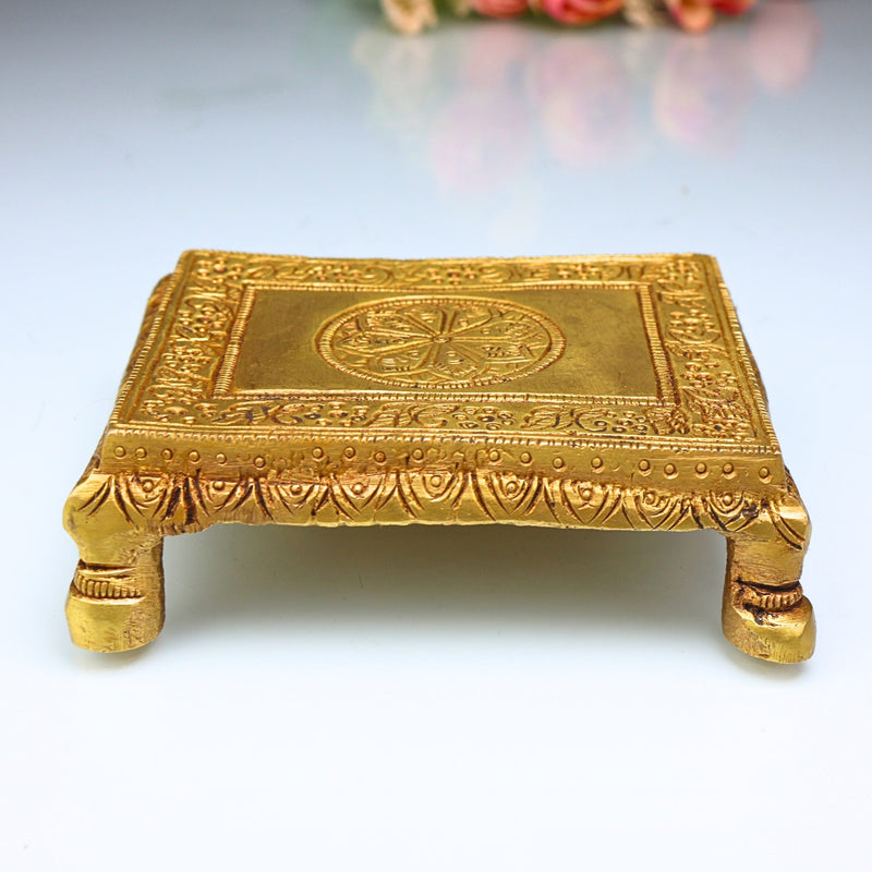 Handmade Brass Pooja Chowki, Traditional Peetha Singhasan Base for Idols & Kalash, Decorative Aasan for Mandir, Home & Temple Use, Gold, 1 Inch, 1 Piece