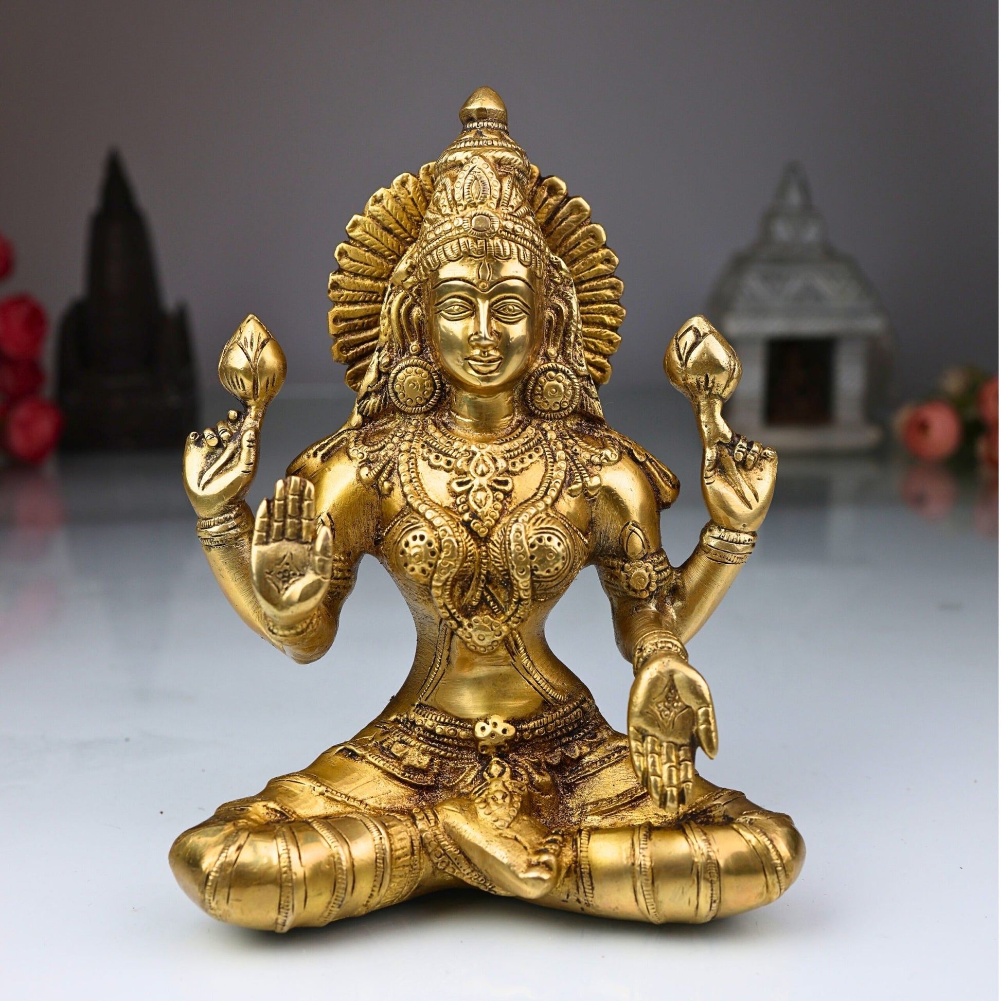 Brass Handcrafted Maha Lakshmi Idol for Pooja | Mahalakshmi Devi Statue | Laxmi Murti for Home Temple, Office & Gift Decor, Gold, 7.5 Inch, 1 Piece