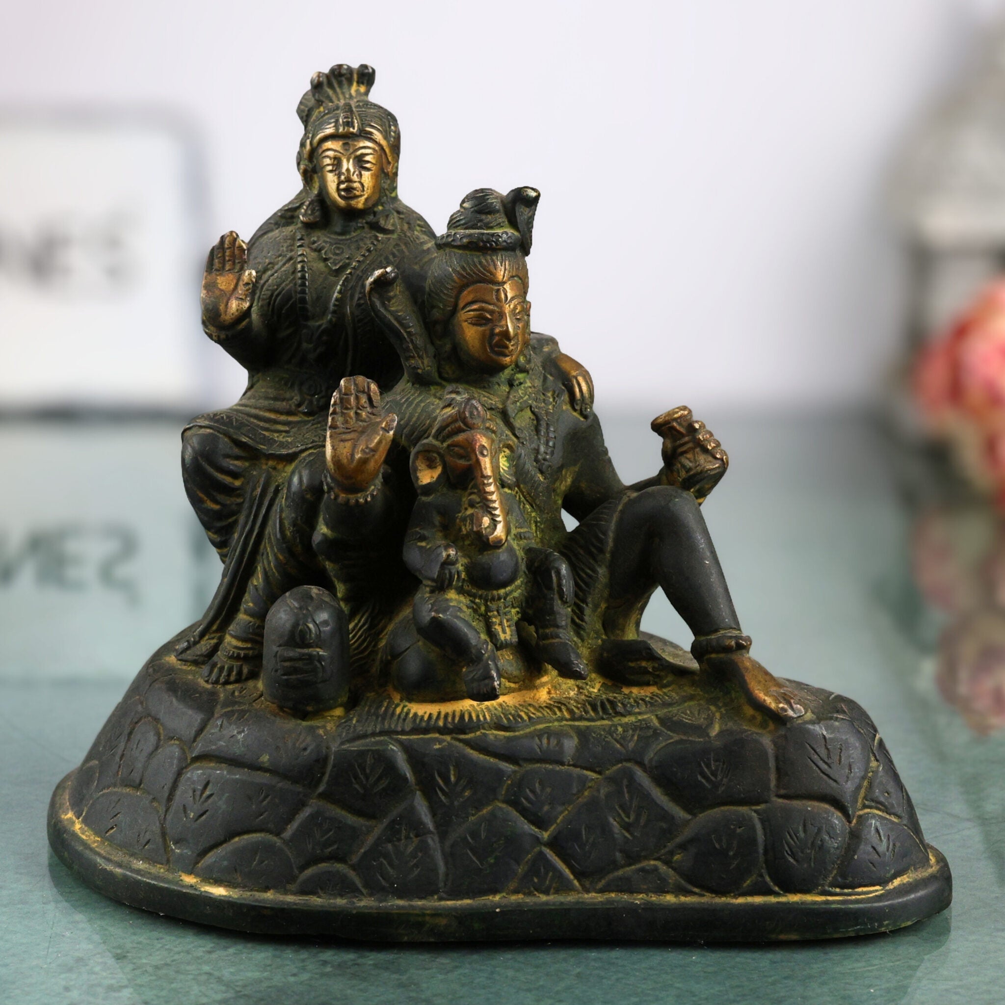 Brass Shiv Pariwar Sculpture With Parwati, Ganesha, Shiva And Lingam | Shiv Pariwar | Shivaparivar | Shivparivar Murti, Multicolor, 5.5 Inch, 1 Piece