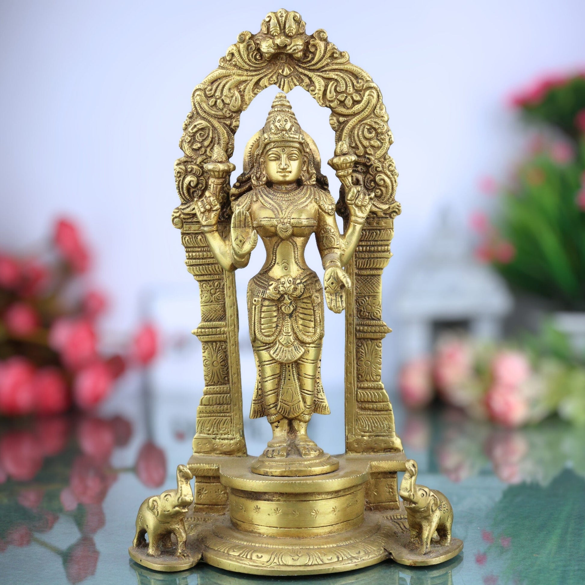 Handcrafted Brass Mahalakshmi Idol with Prabhavali | Lakshmi Devi, Shri, Kamala, Padma, Ashta Lakshmi Murti for Pooja, Temple & Home Decor, Gold, 9.5 Inch, 1 Piece