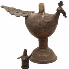 Handcrafted Brass Deepalakshmi Kuthuvilakku | Traditional Pittal Diya Deepam Vilakku Idol for Pooja | Lakshmi Samai Oil Lamp,Gold, 7 Inch, 1 Piece