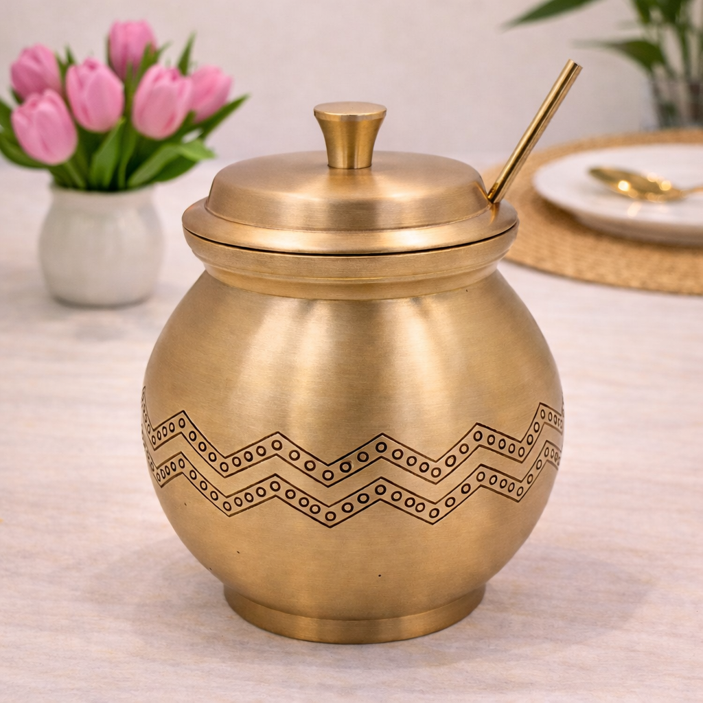 Bhunes Handcrafted Brass Multi-Use Storage Box, Traditional Peetal Ghee Container, Vintage Ghee Pot, and Multi-Purpose Brass Jar, 1Litre, Gold, 5.5 Inch, 1 Piece