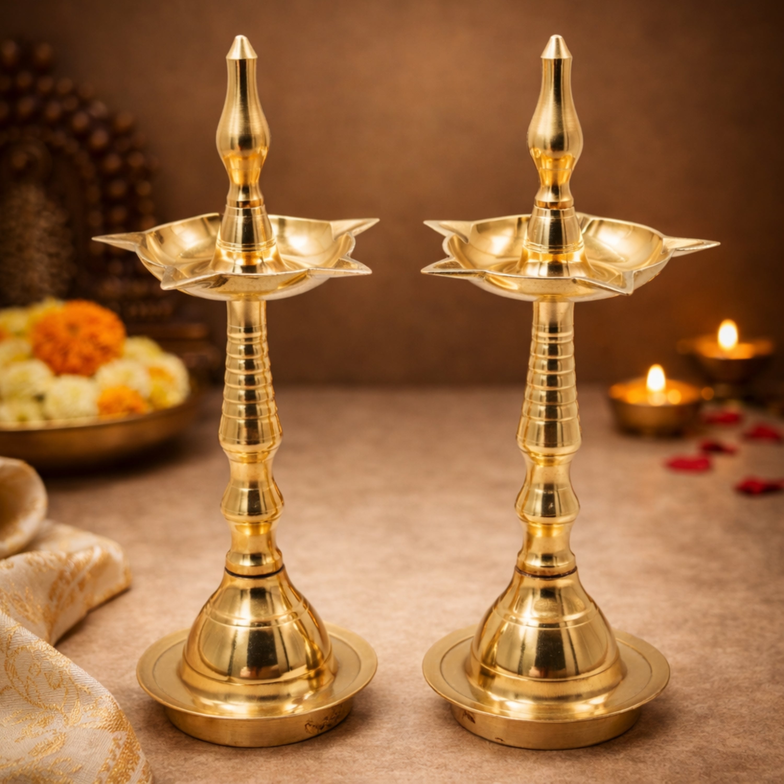 Brass Deepa Lakshmi Pooja Lamp, Traditional Kuthu Vilakku, Nilavilakku, Samai Diya, Lakshmi Deepam, Kamakshi Deepalakshmi Brass Temple Lamp for Home Mandir Aarti Spiritual Decor, Gold, 14 Inch, 2 Piece