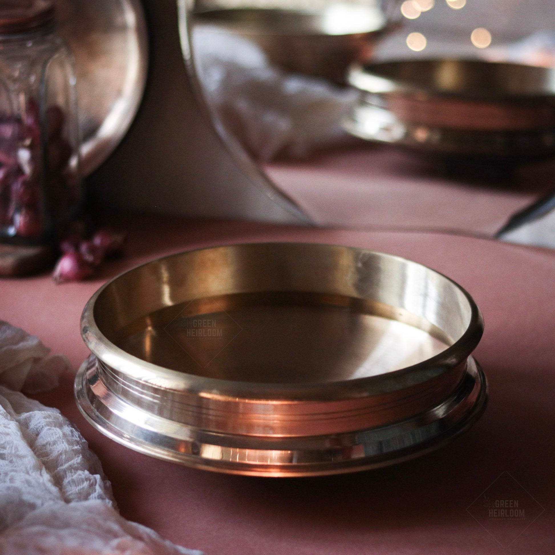 Velanstore Bronze Urali (Small)