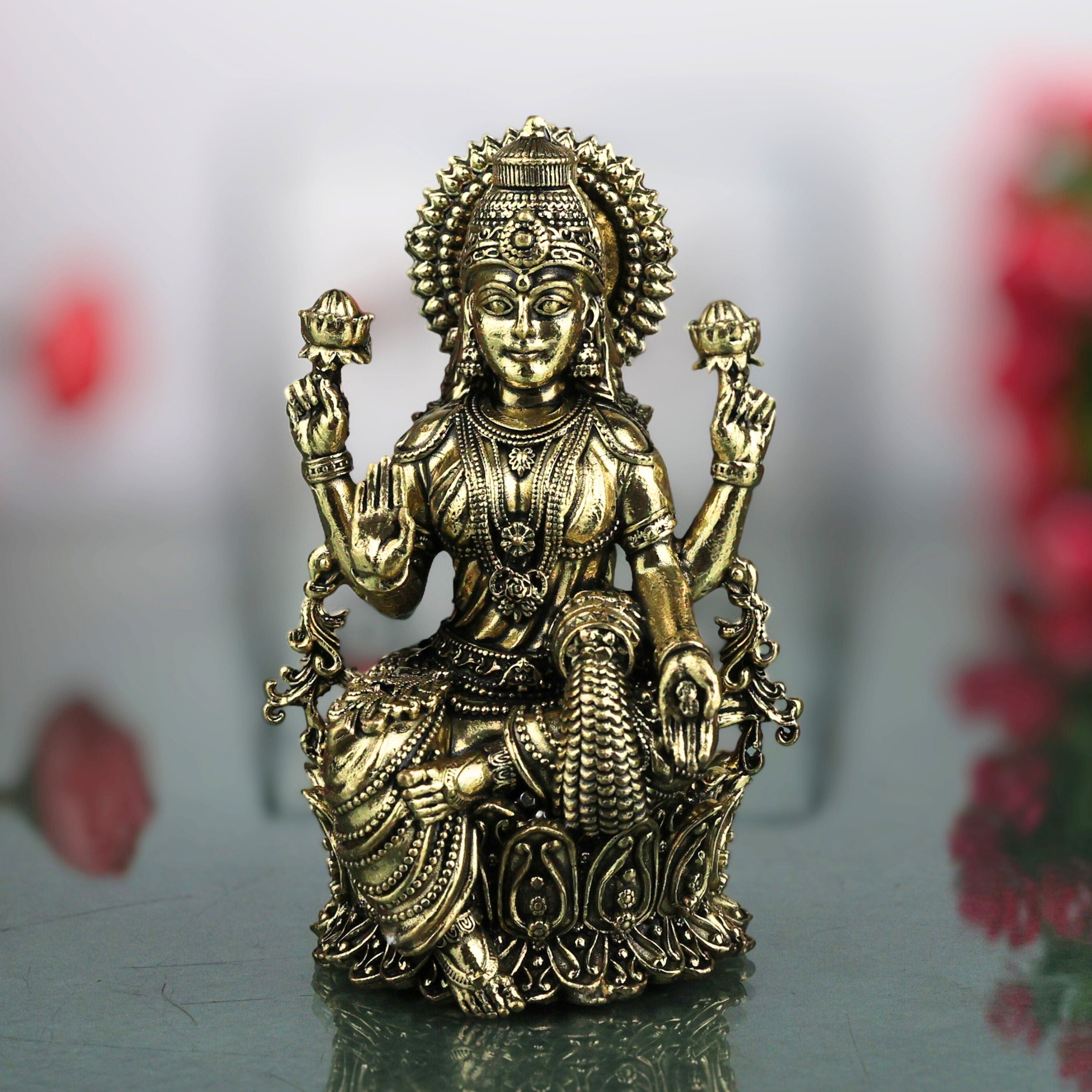 Brass Mahalakshmi Idol Sri Lakshmi Murti Peetal Ashtalakshmi Vigraha Kamala Indira Dhana Gaja Varalakshmi Moorthi for Puja Home Decor Gift, Gold, 4 Inch, 1 Piece