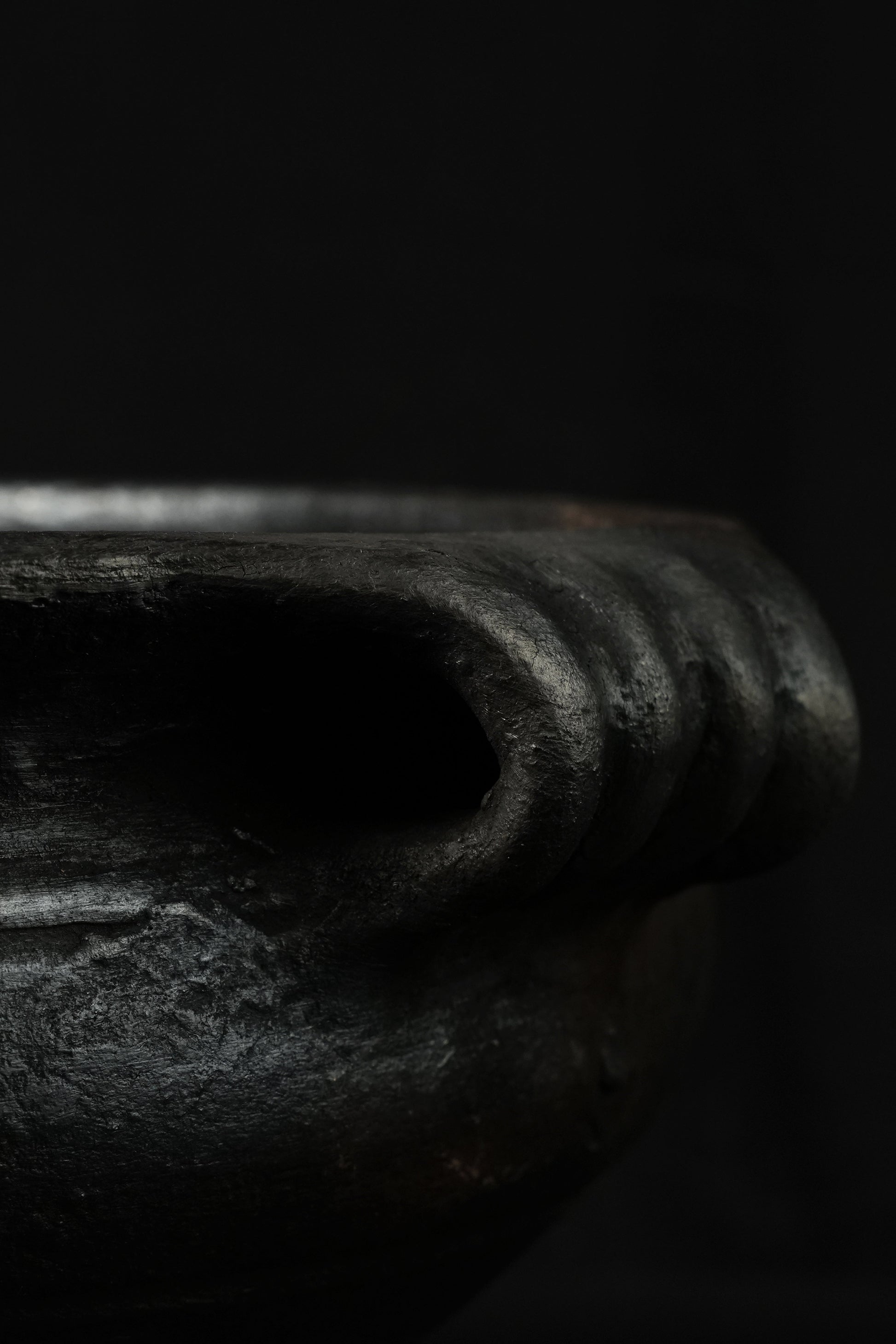 Blackened Clay Uruli Extra Large ( HOUSE DECOR - SUPER LARGE)