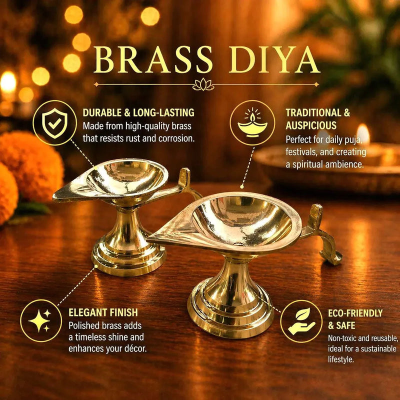 Brass Paan Aarti Diya With Handle (2 Inch)
