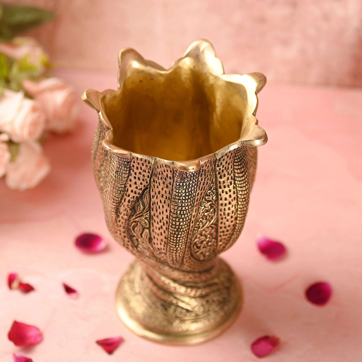 Brass Flower Vase / Planter Pot In Snake Design (8 Inch)