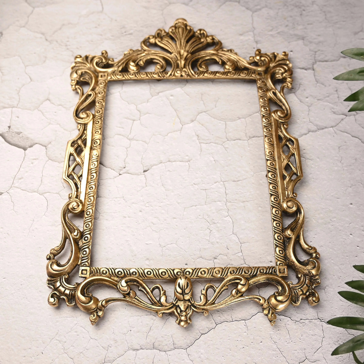 Brass Vintage Photo / Mirror Frame Wall Hanging (17.5 Inch)