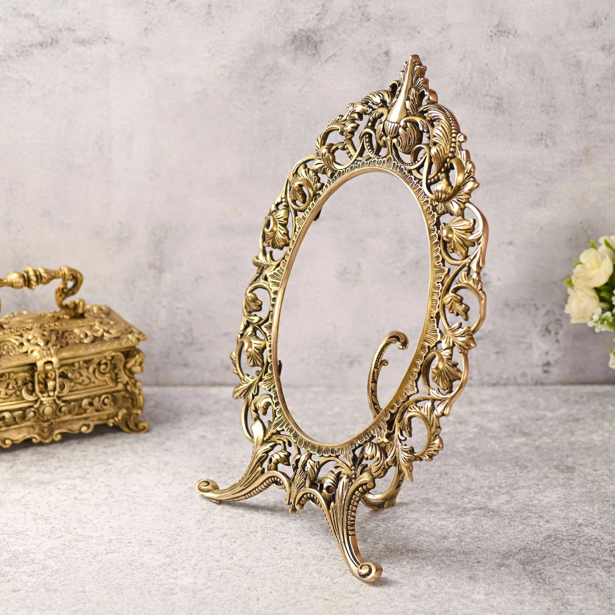 Brass Vintage Photo / Mirror Frame Table Top Decor (16 Inch)