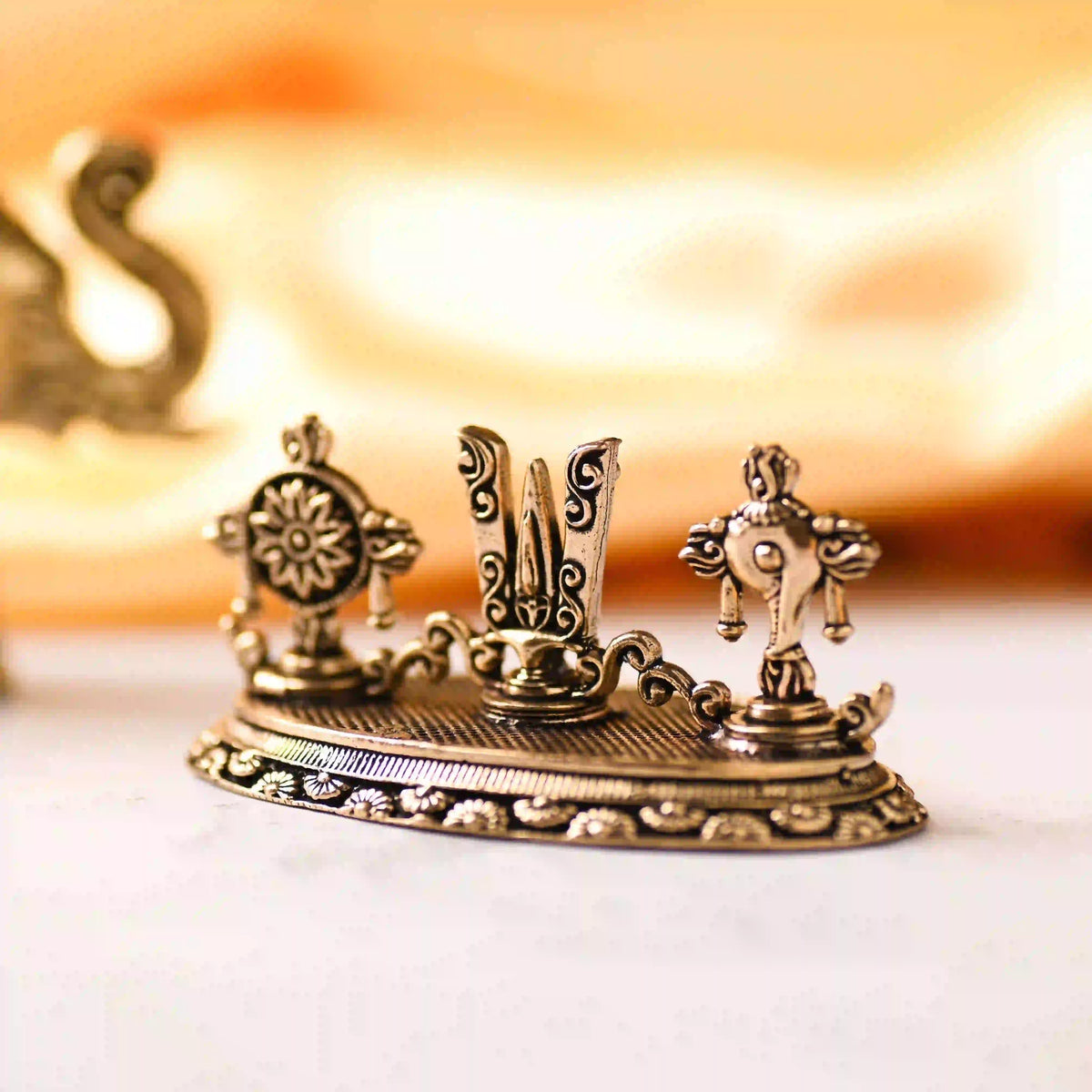 Brass Shankh Chakra Namah Lightweight Showpiece (1.5 Inch)