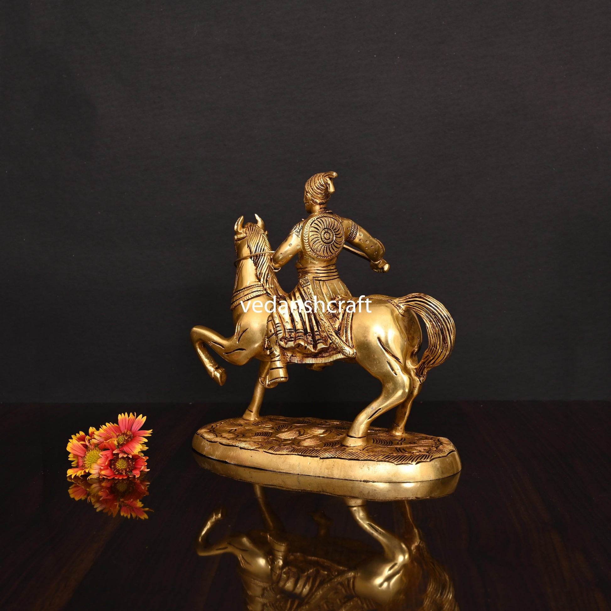 Brass Chatrapati Shivaji Maharaj On Horse Statue (9 Inch)
