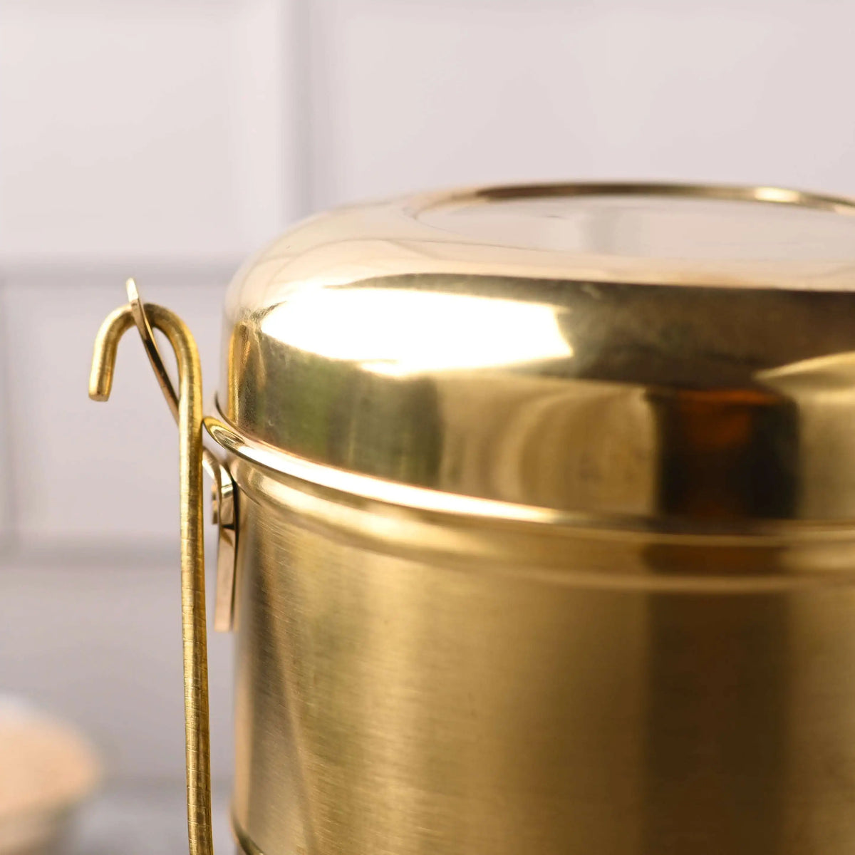 Brass Elegant Hammered Milk Pot With Lid (8.7 Inch)