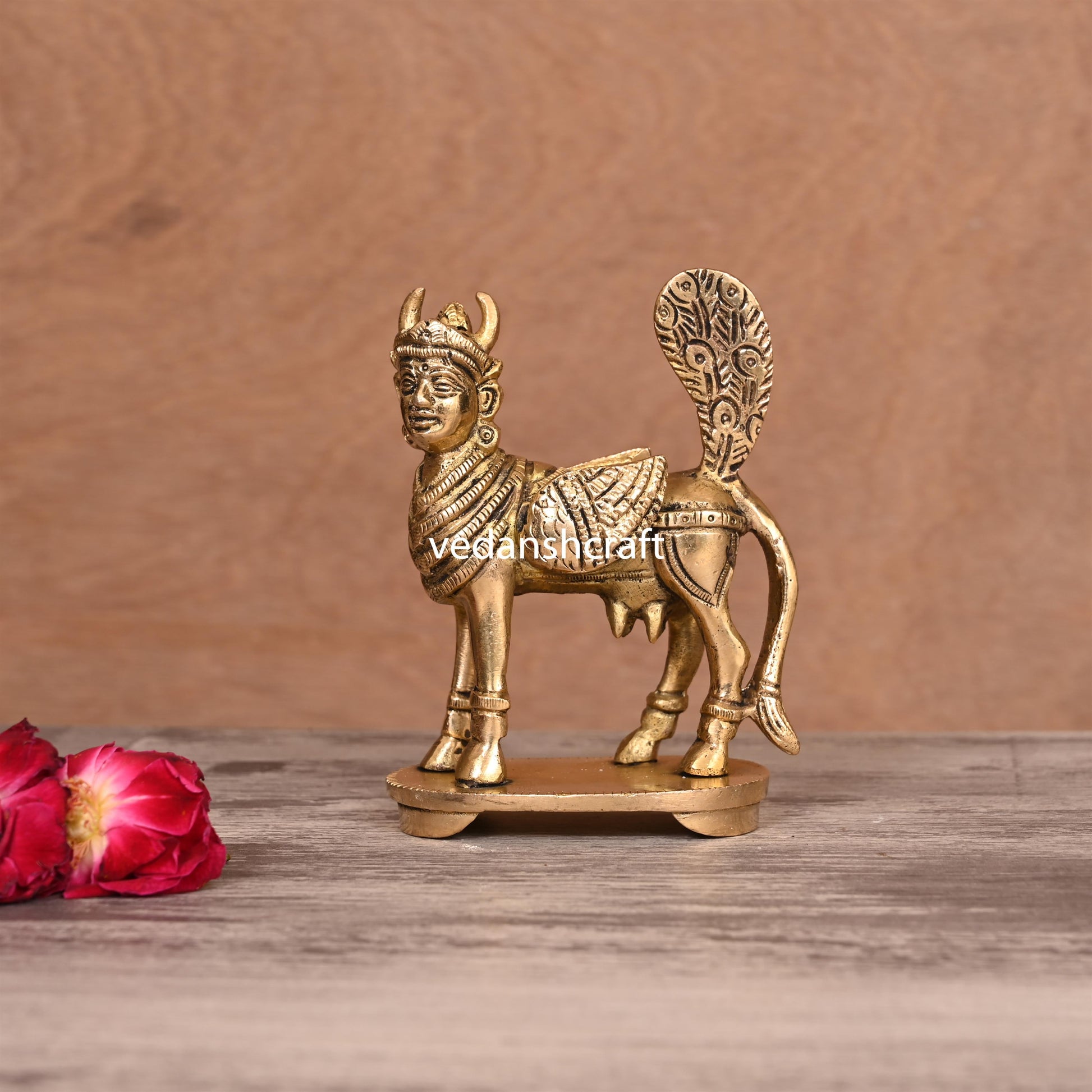 Brass Kamdhenu Cow Idol (4.5 Inch)