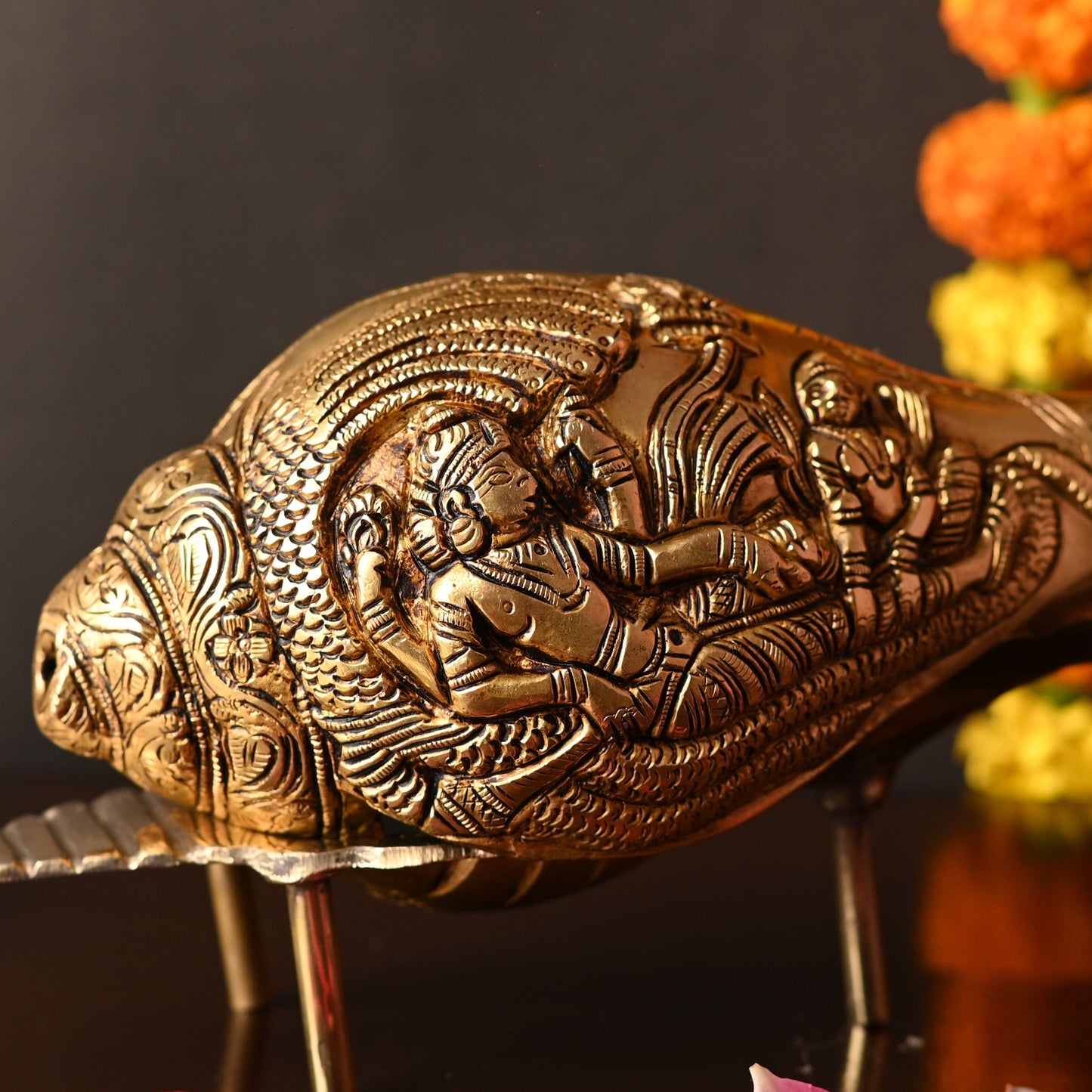 Brass Lord Vishnu And Lakshmi Conch (3.8 Inch)