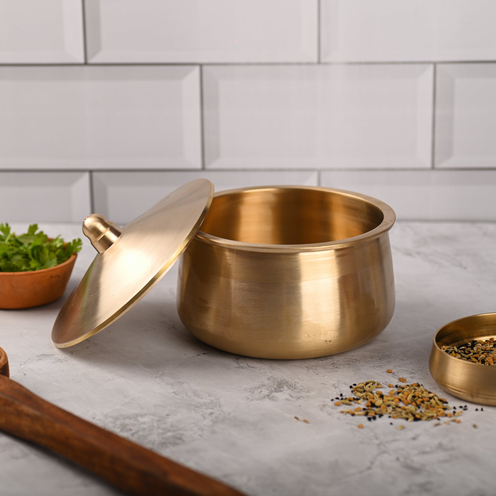 Brass Royal Serving Bowl with Lid – Traditional Brassware (5 Inch)