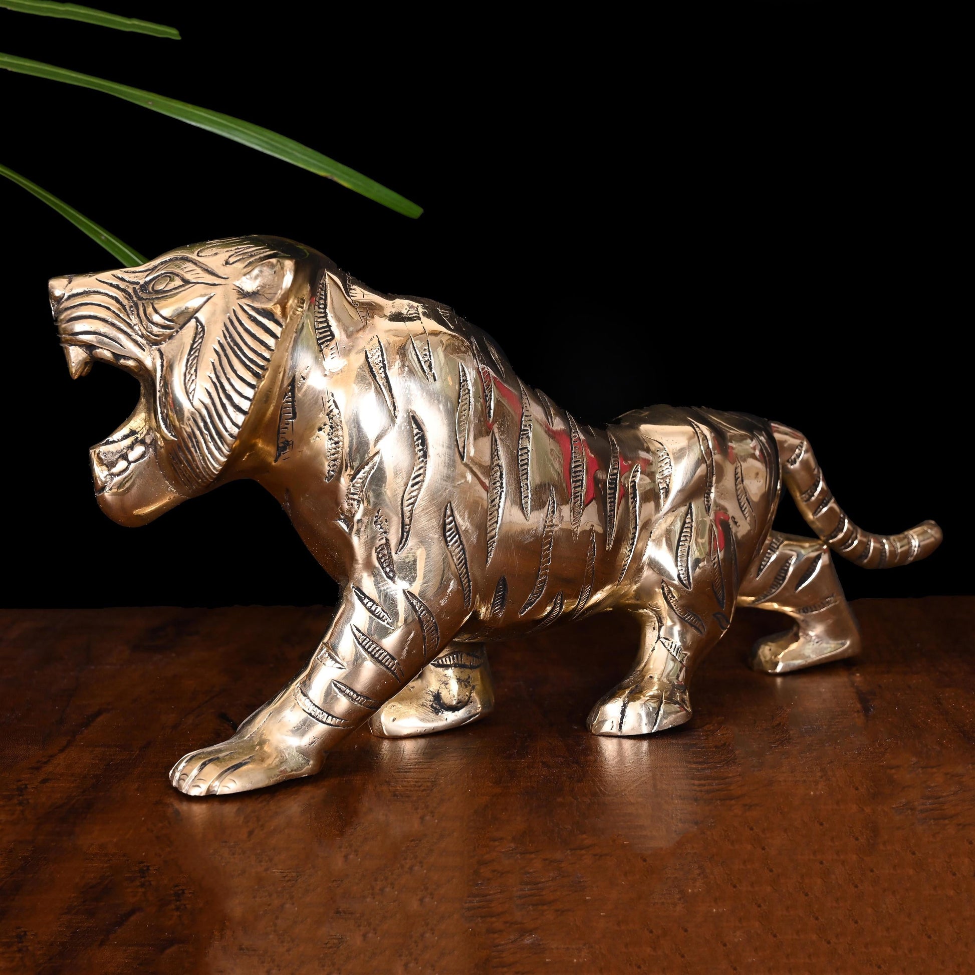 Brass Fierce Roaring Tiger Statue (7.2 Inch)