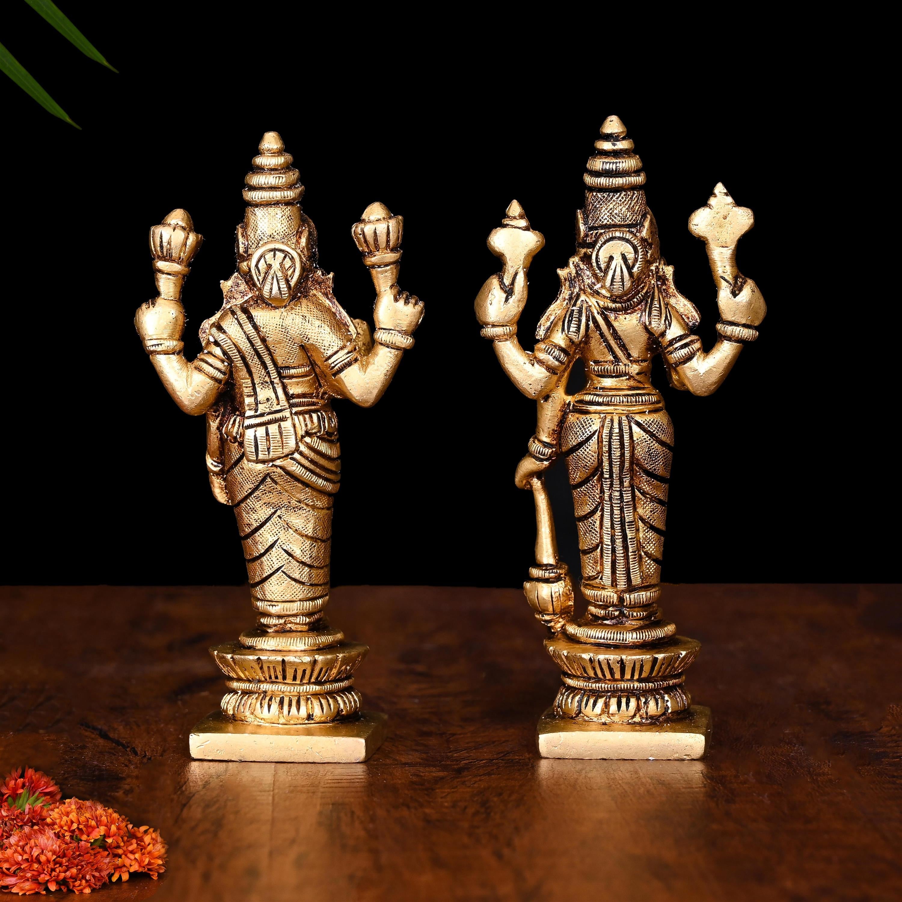 Brass Vishnu Lakshmi Set (5 Inch)