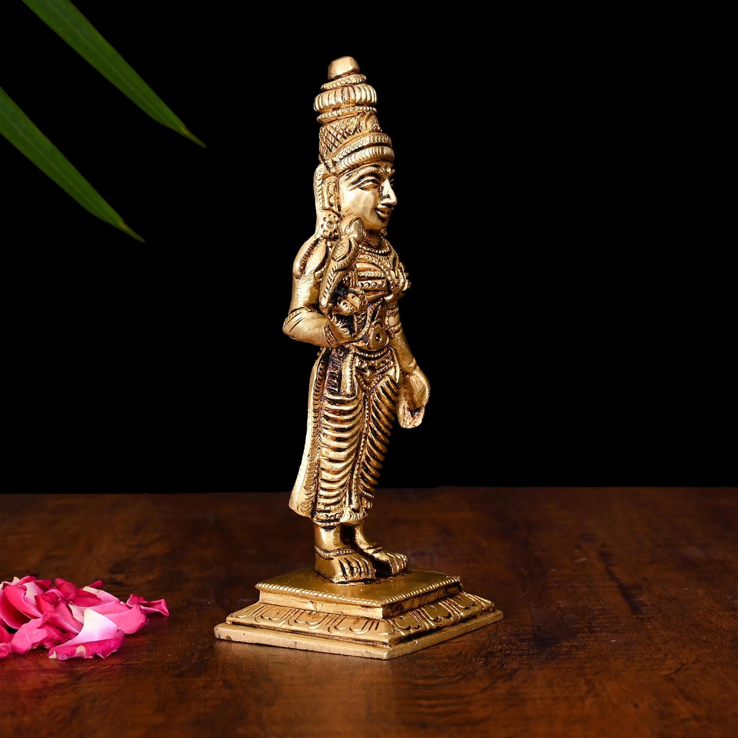 Brass Madurai Meenakshi Devi Idol (6.5 Inch)