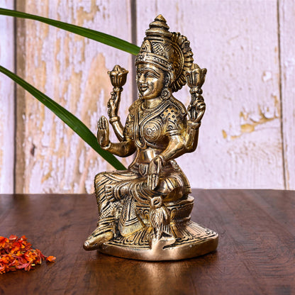 Brass Goddess Lakshmi Idol (6.8 Inch)