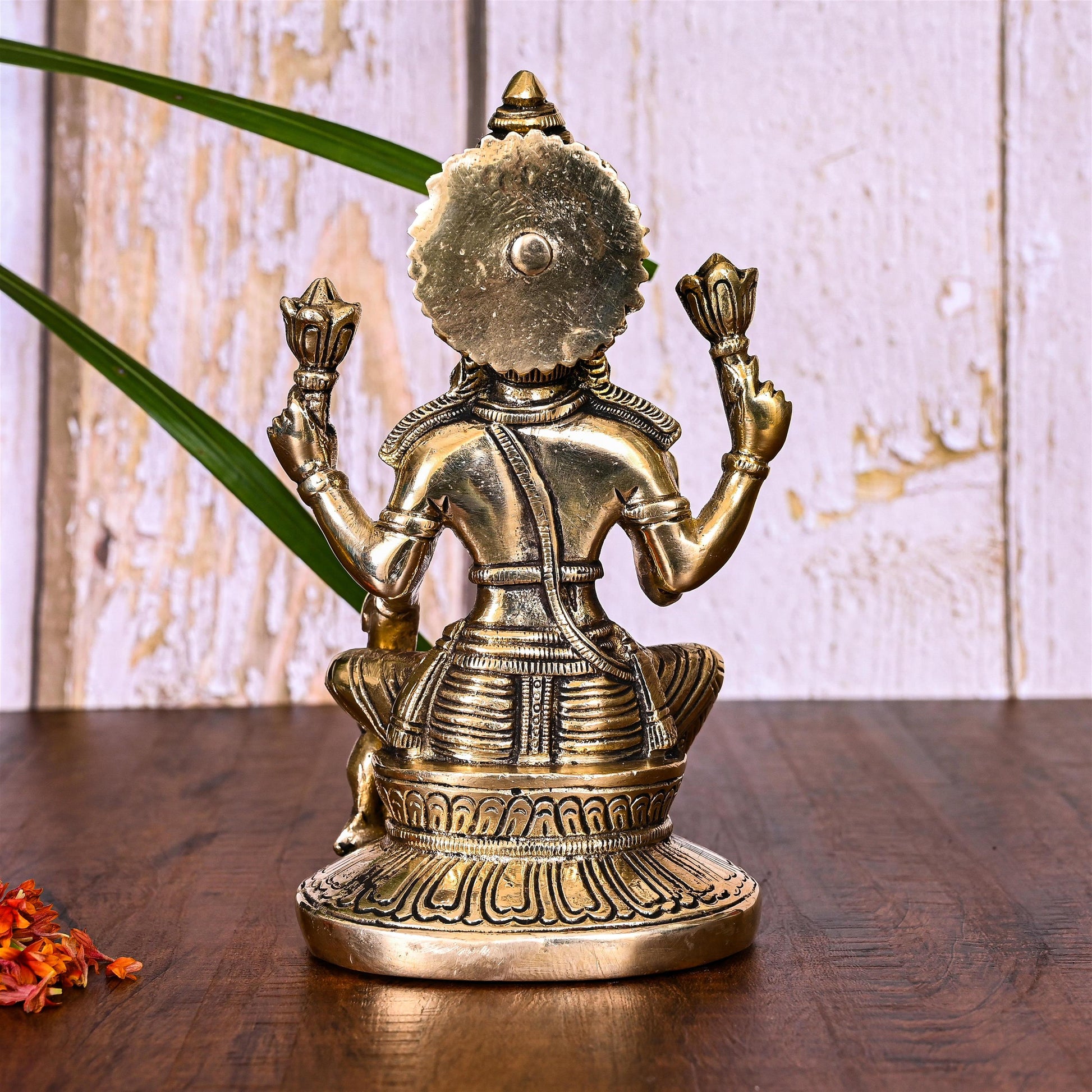 Brass Goddess Lakshmi Idol (6.8 Inch)