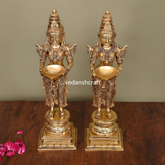 Brass Superfine Deep Lakshmi Pair (18 Inch)