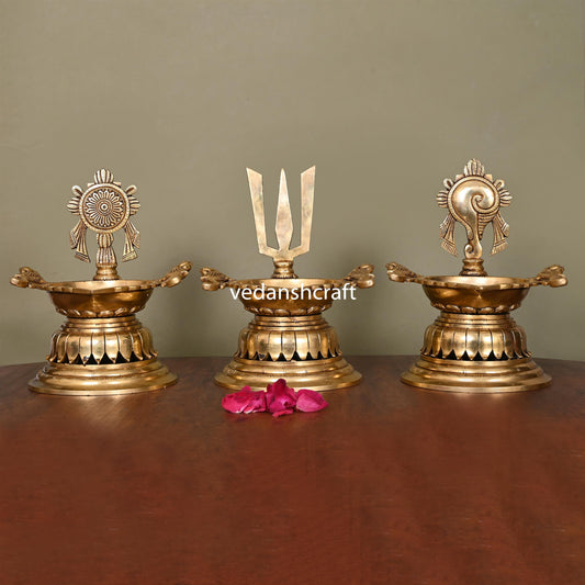 Brass Superfine Shankh Chakra And Namah Diya Set (9.5 Inch)