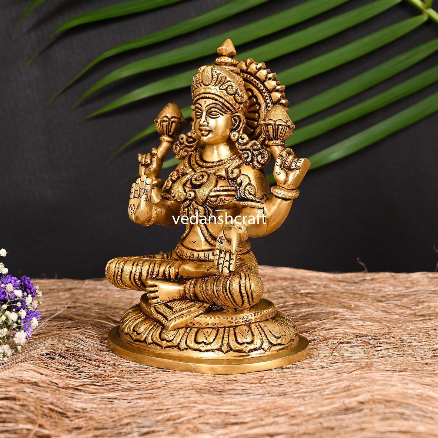Brass Superfine Goddess Lakshmi Idol (7.5 Inch)