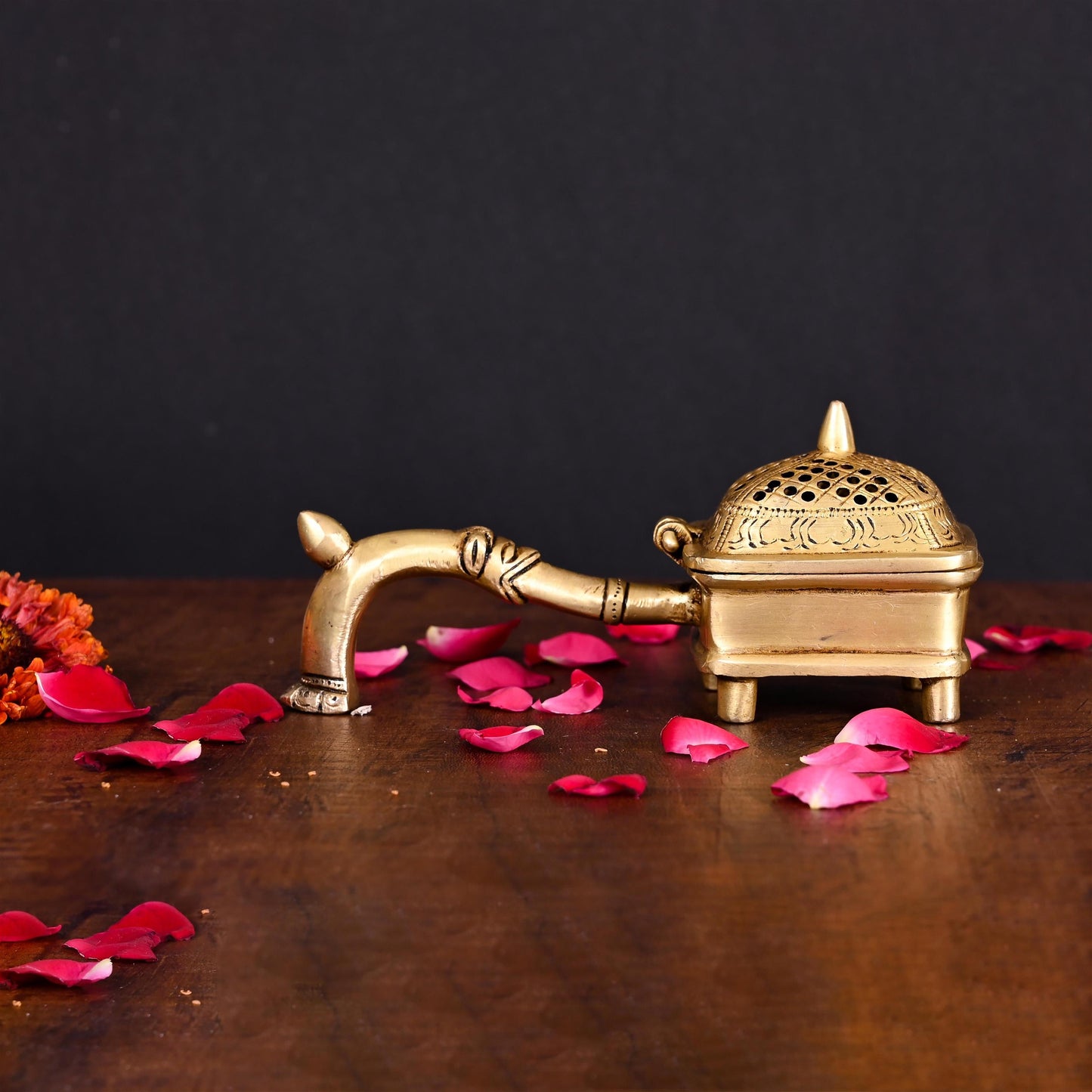 Brass Dhoop Dani & Incense Holder With Handle (3 Inch)
