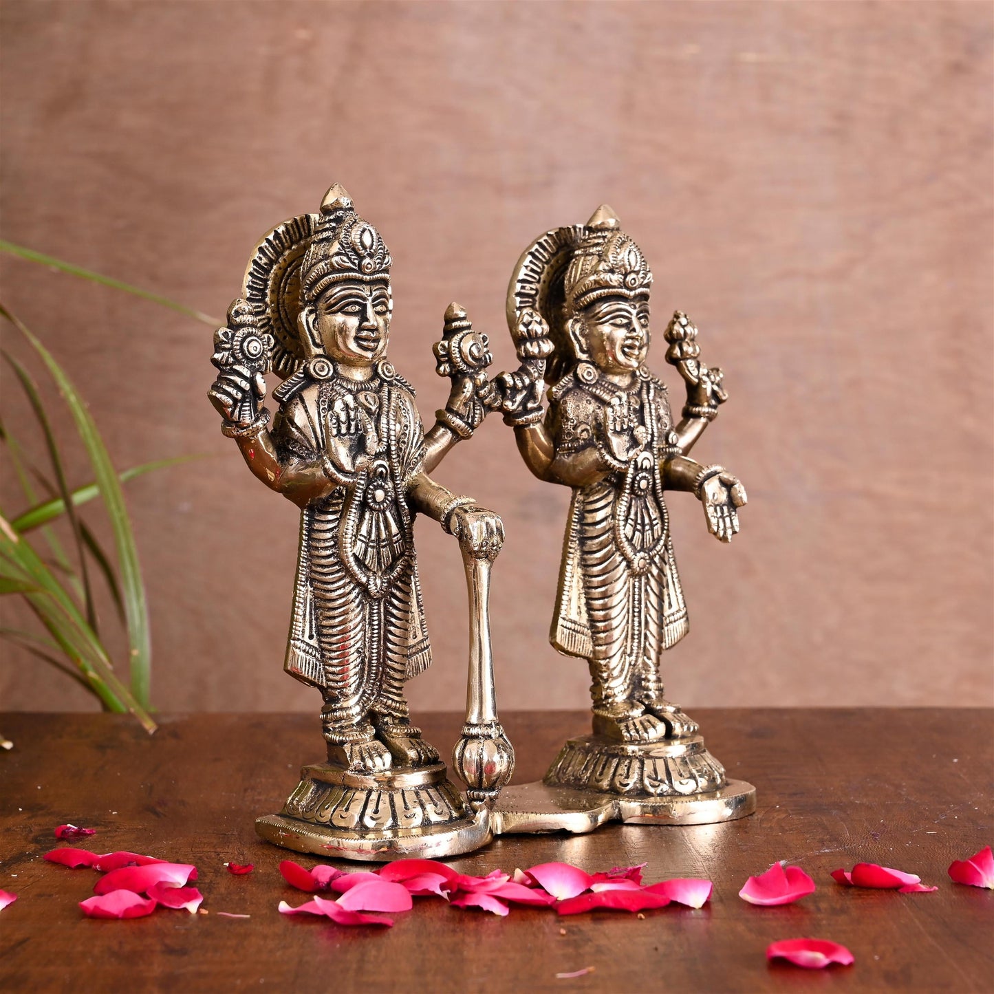 Brass Lord Vishnu Lakshmi Idol (6.5 Inch)