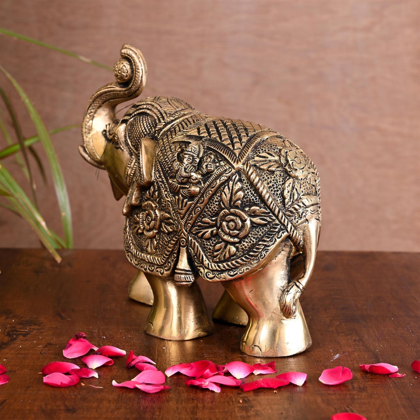 Brass Royal Elephant Statue Home Accent (6.5 Inch)