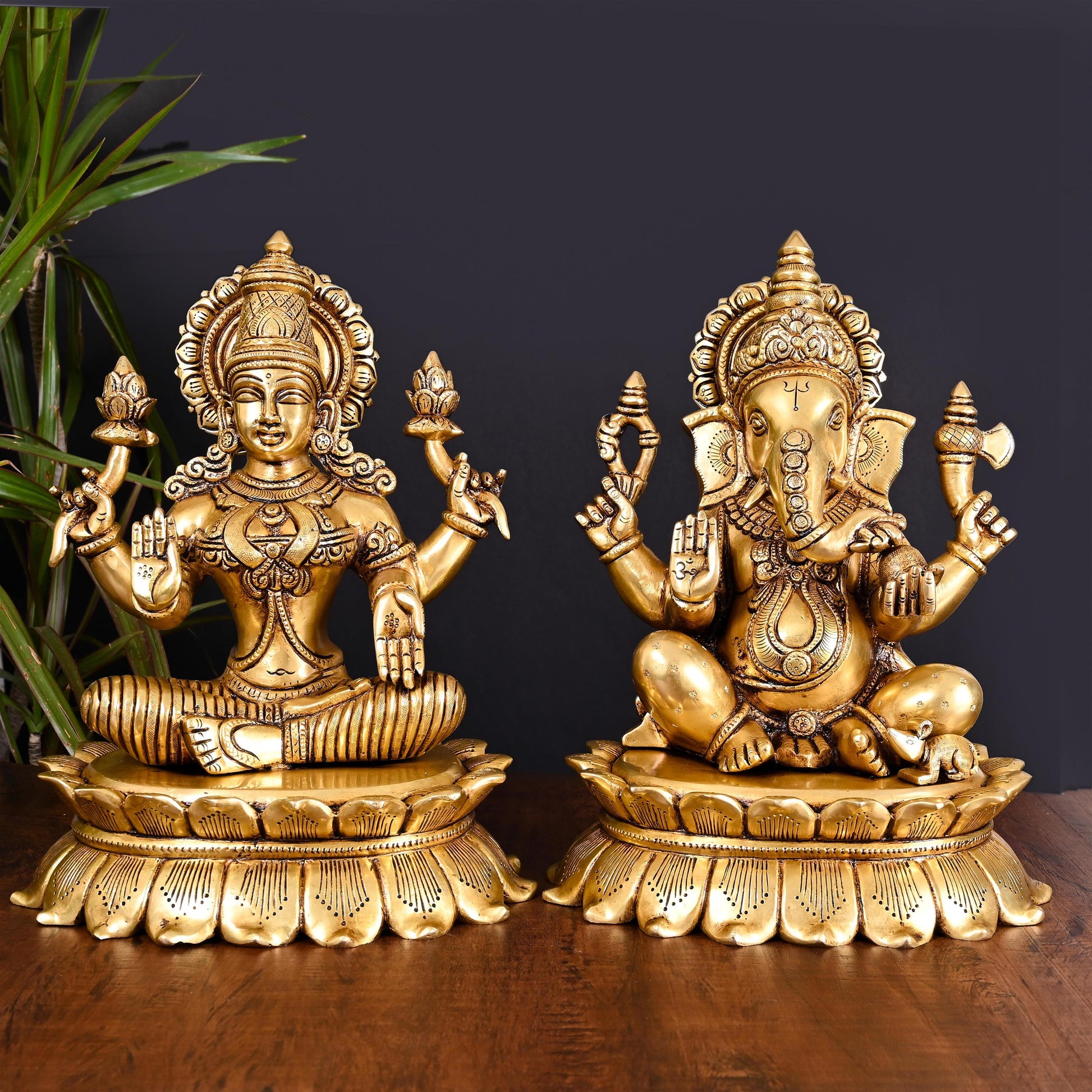 Brass Superfine Ganesha And Lakshmi Idols Set (11 Inch)